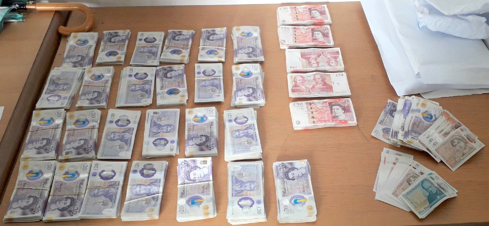 neprijavljene funte zpalenjene 25 02 na Horgosu