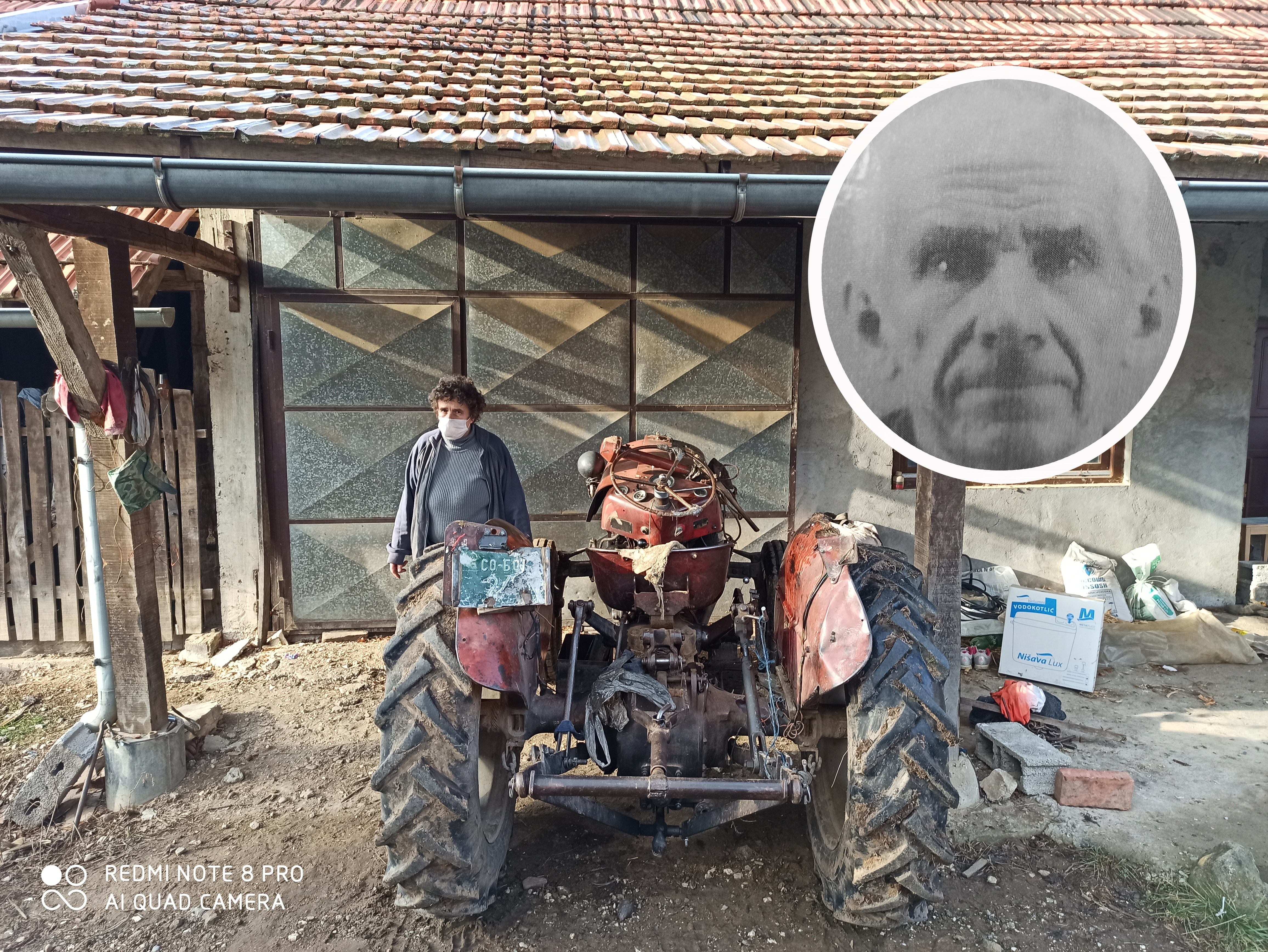 Vlastimir P. (81) iz sela Zlot kod Bora poginuo je prvog dana posle Nove godine kada se prevrnuo traktor
kojim je upravljao. Njega je pronašla njegova ćerka Jasmina.