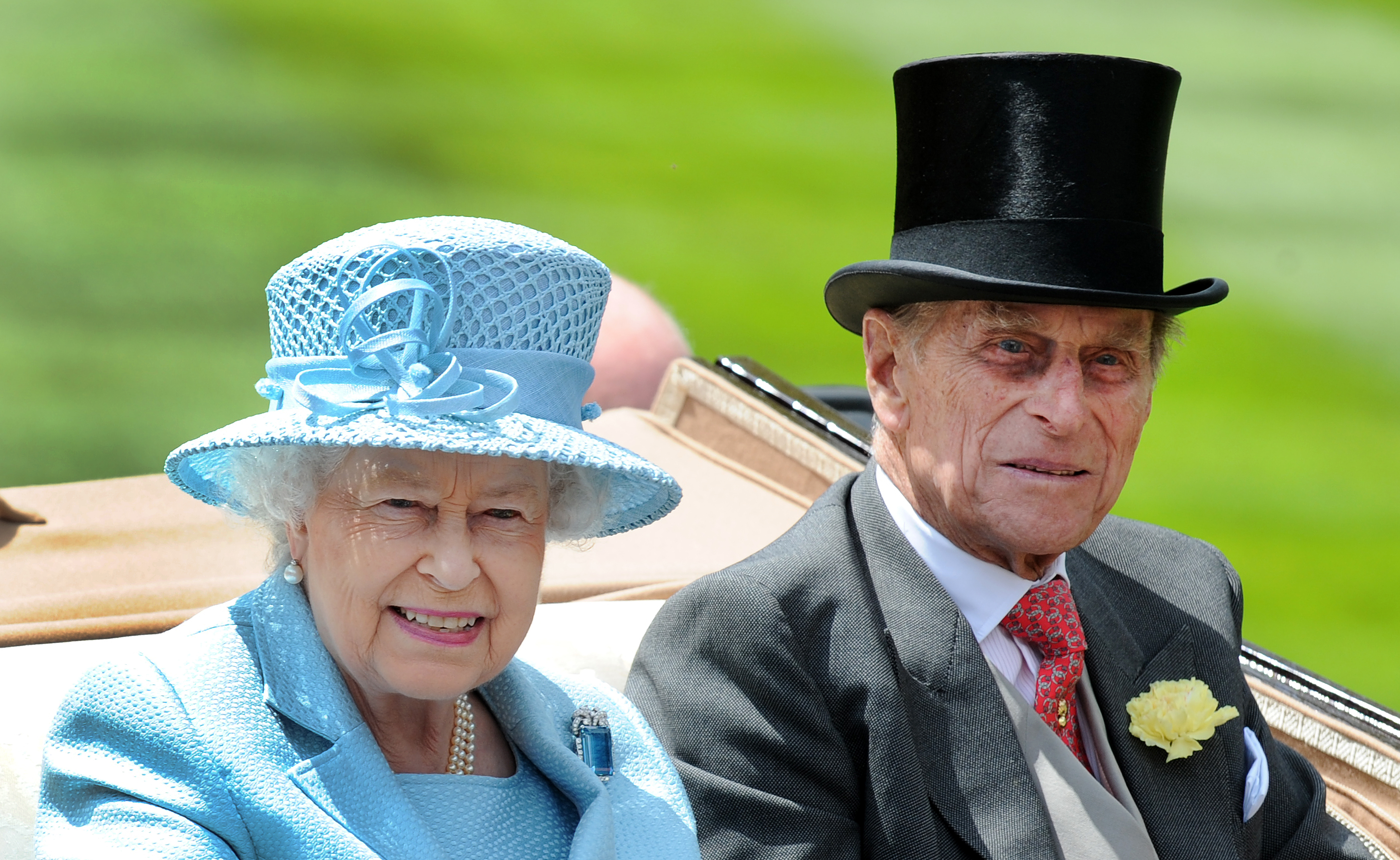 Prince Philip dies