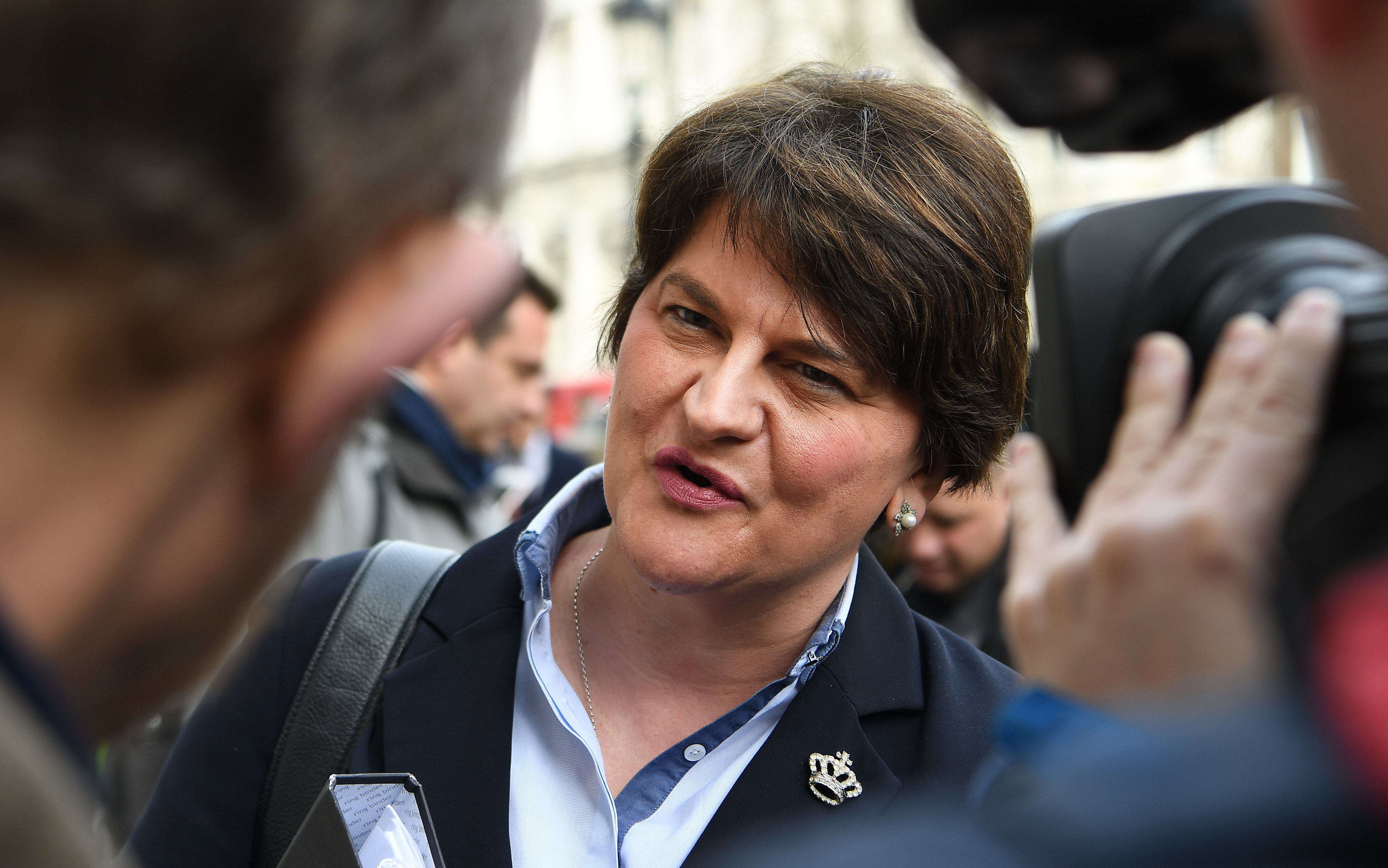 Arlene Foster to step down as First Minister