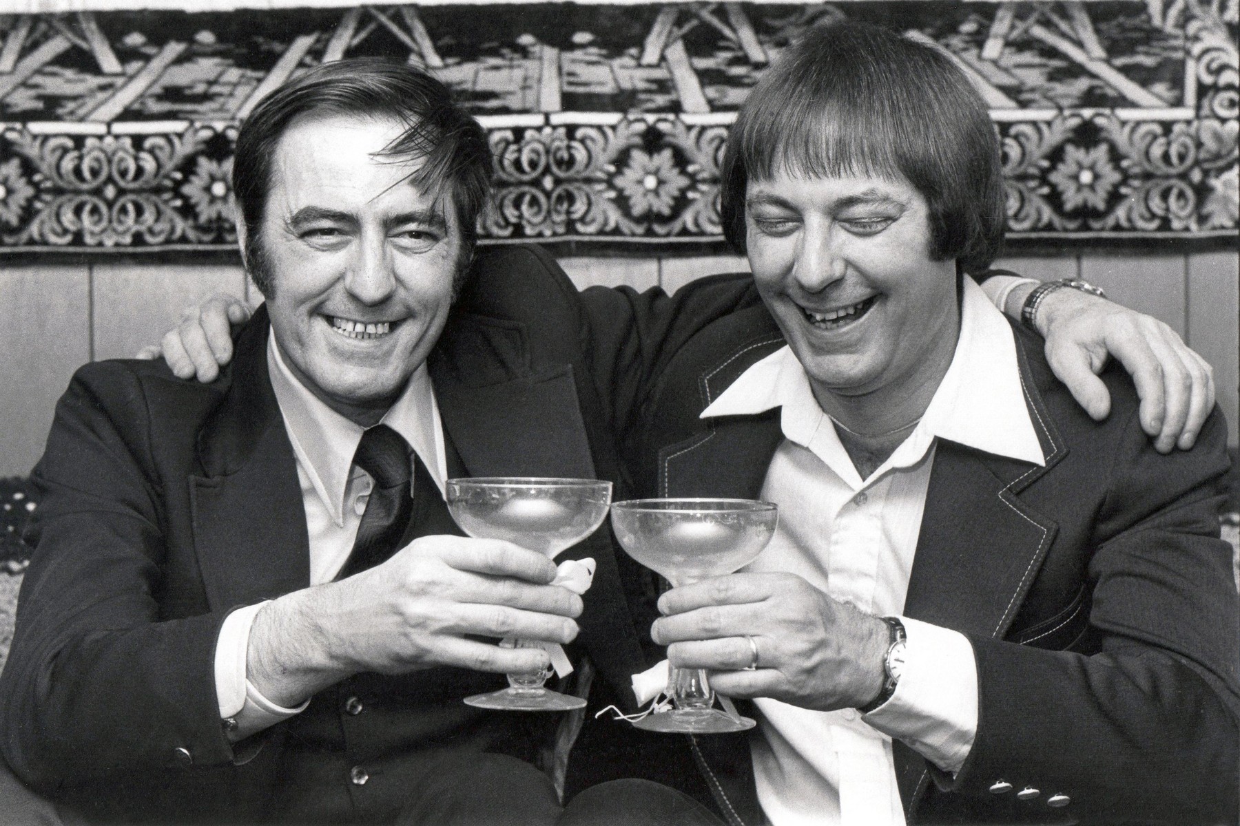 JIM TWINS; Heredity vs environment.. Twins separated shortly after birth and reunited 39 years later. In Lima, Ohio, 1979