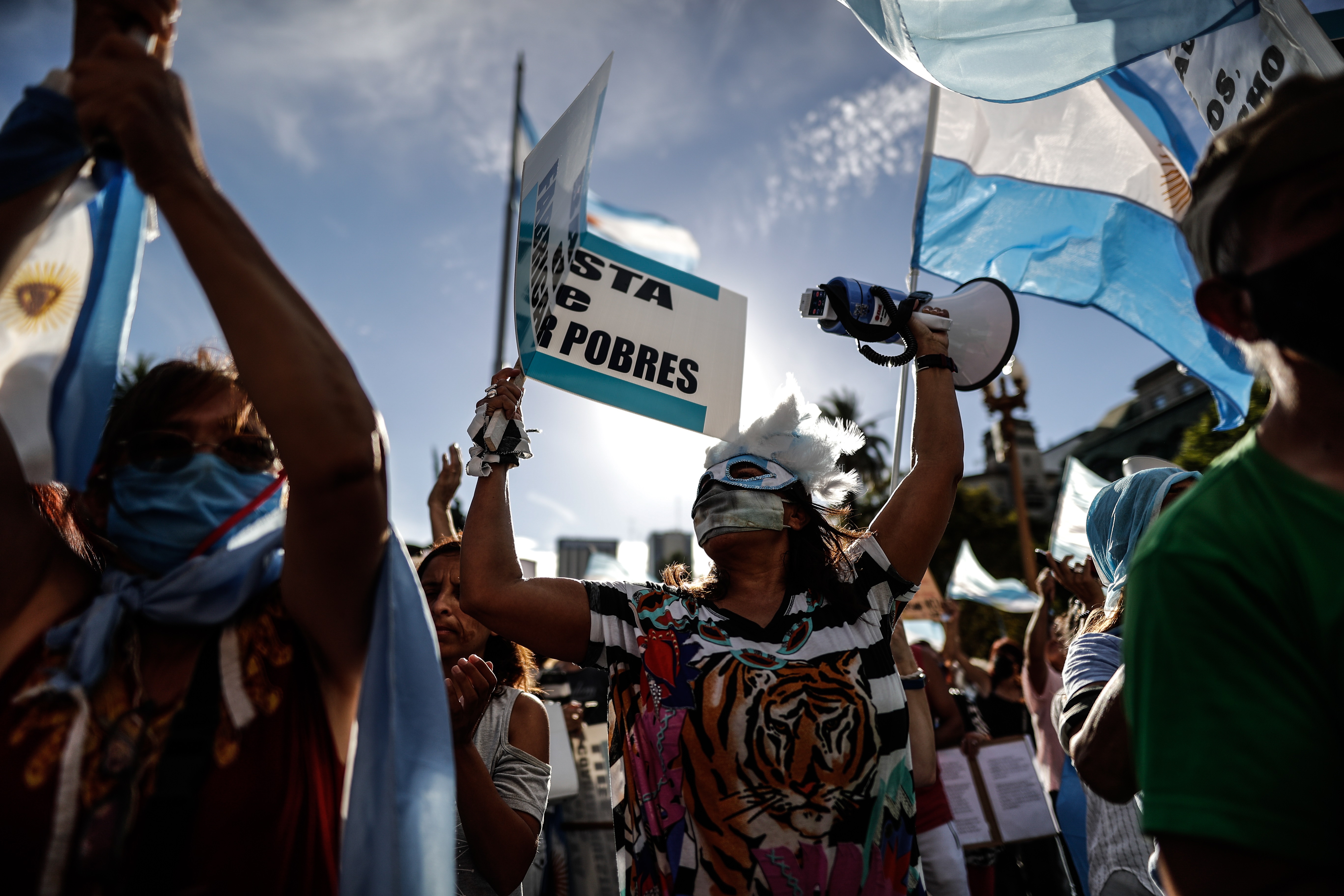 Argentines protest against government over VIP vaccine scandal