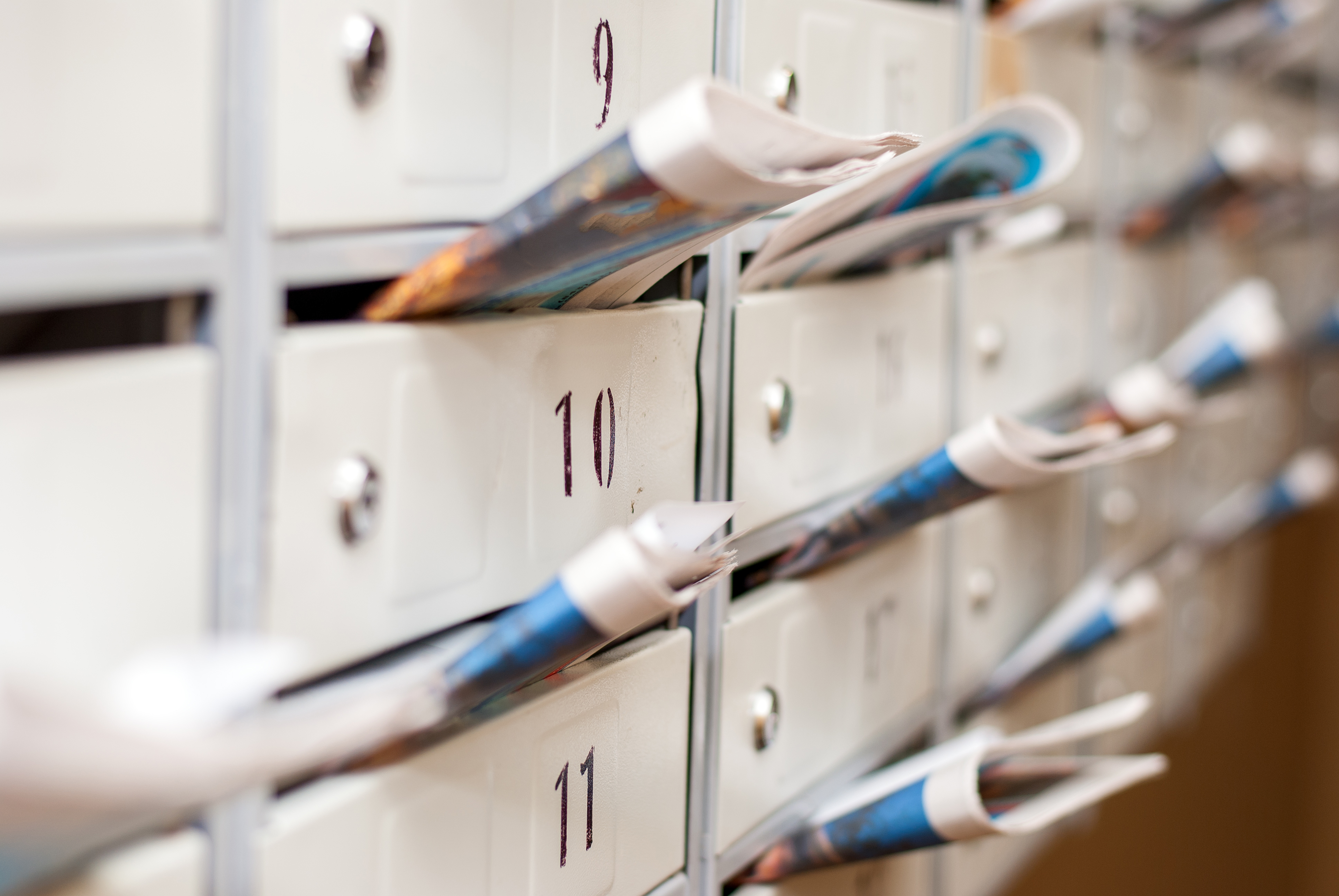 Advertising,In,The,Mail,Box.,Spam.,Newspapers.