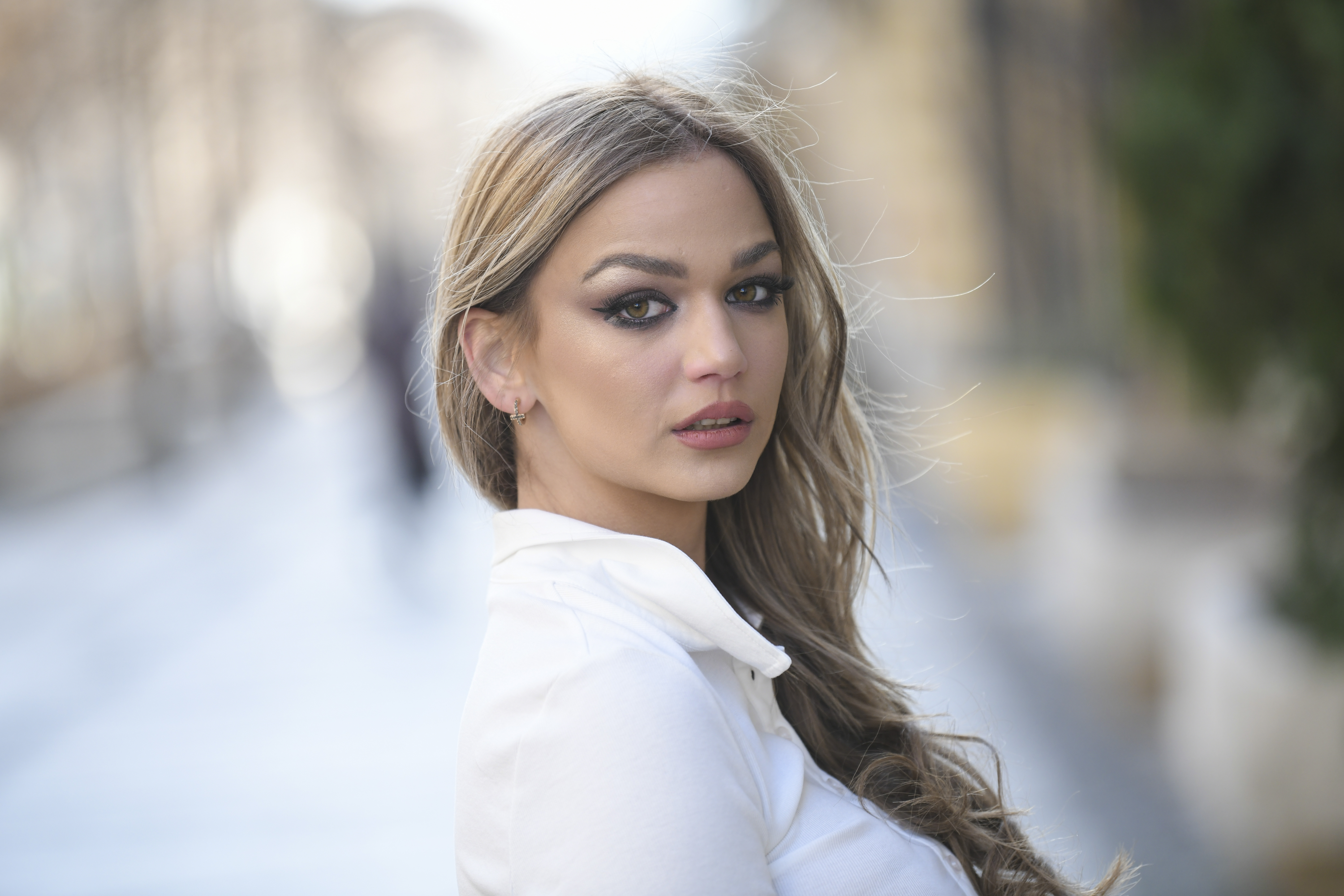 Beograd 25.03.2021. Ulična moda, street style, strit stajl Foto: Dragan Mujan/Nova.rs