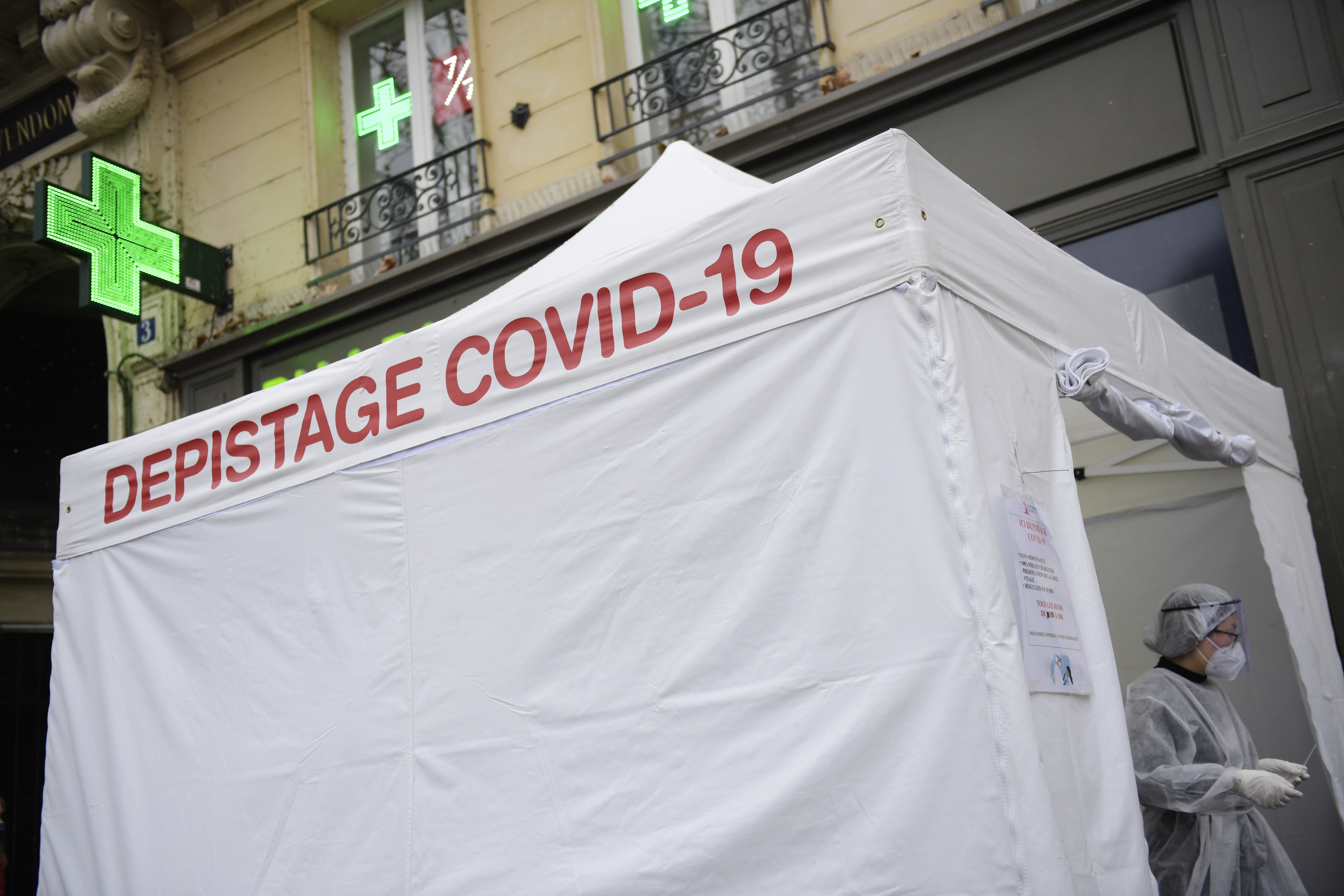 COVID-19 test center in Paris