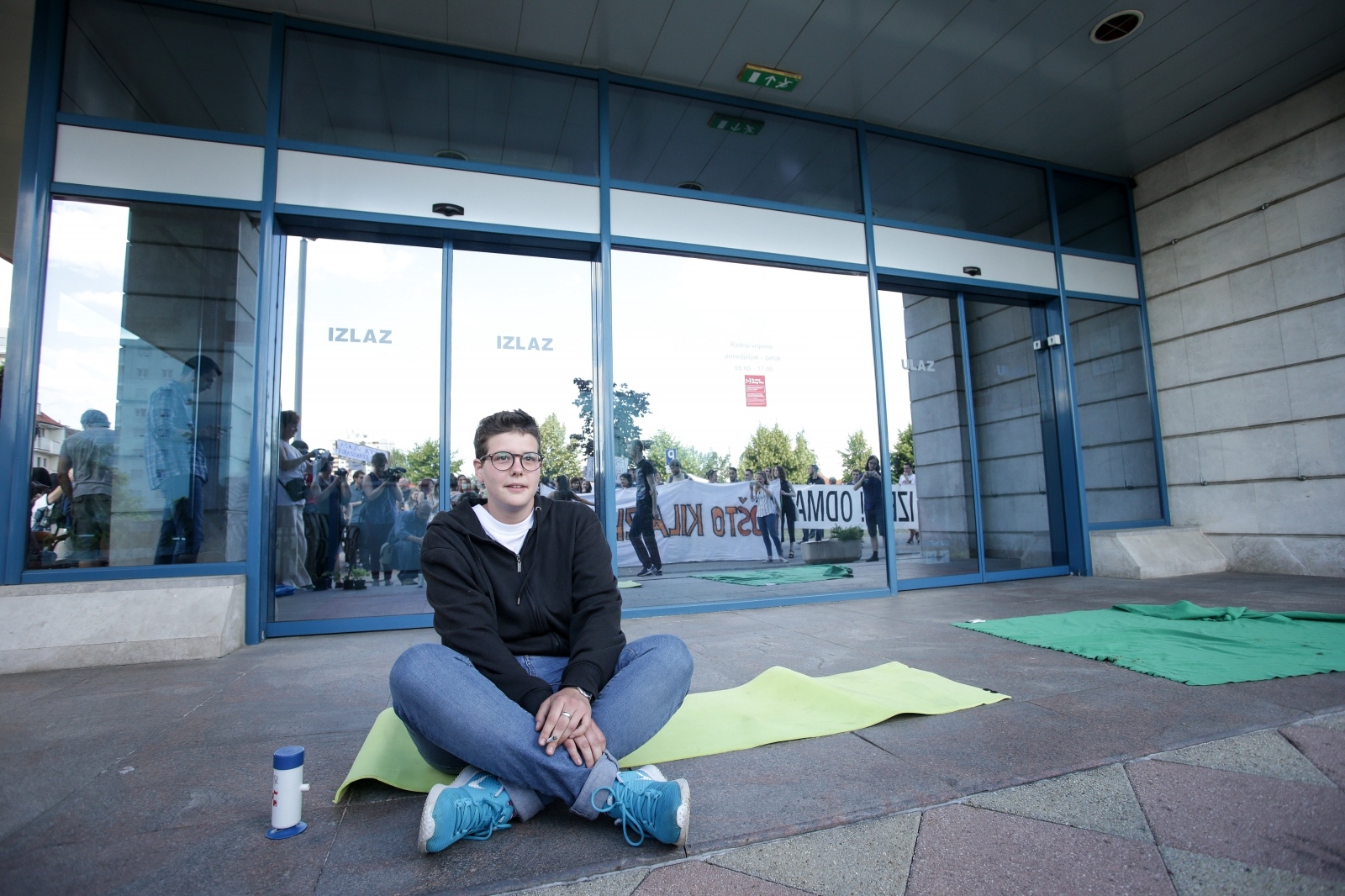 03.06.2016., Zagreb - Studenti su se okupili ispred Ministarstva znanosti, obrazovanja i sporta zbog neisplate drzavnih stipendija. Espi Tomicic.   Photo: Petar Glebov/PIXSELL