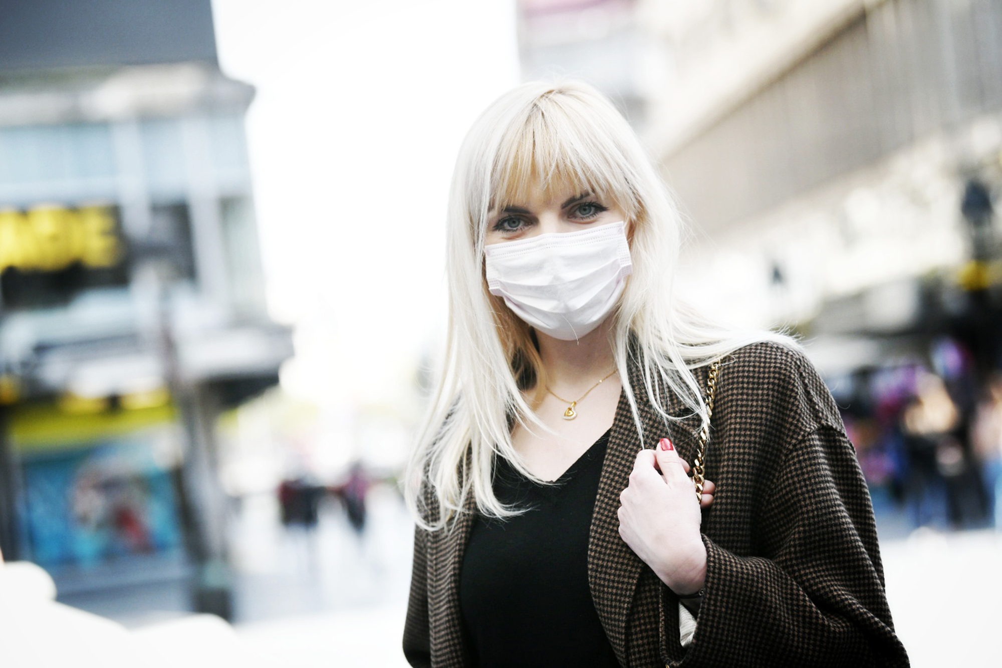 BEOGRAD 12. april 2021. Street Style, Moda, fashion, moda u Beogradu, street stil Foto:Vesna Lalić/Nova.rs