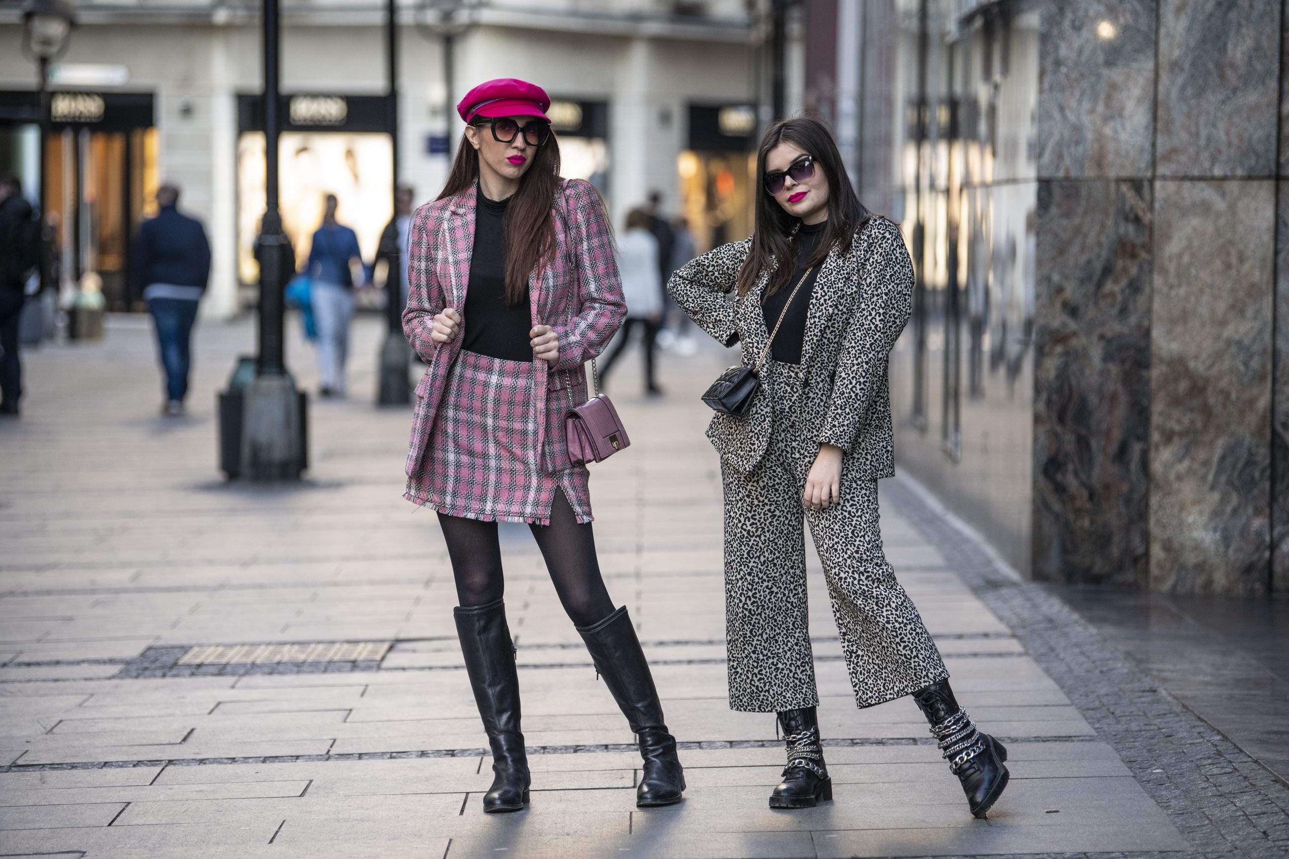 Beograd 03. mart 2021. Street style, ulicna moda, lepo obuceni mladi ljudi setaju Knez Mihailovom ulicom Foto:Dragan Mujan/Nova.rs