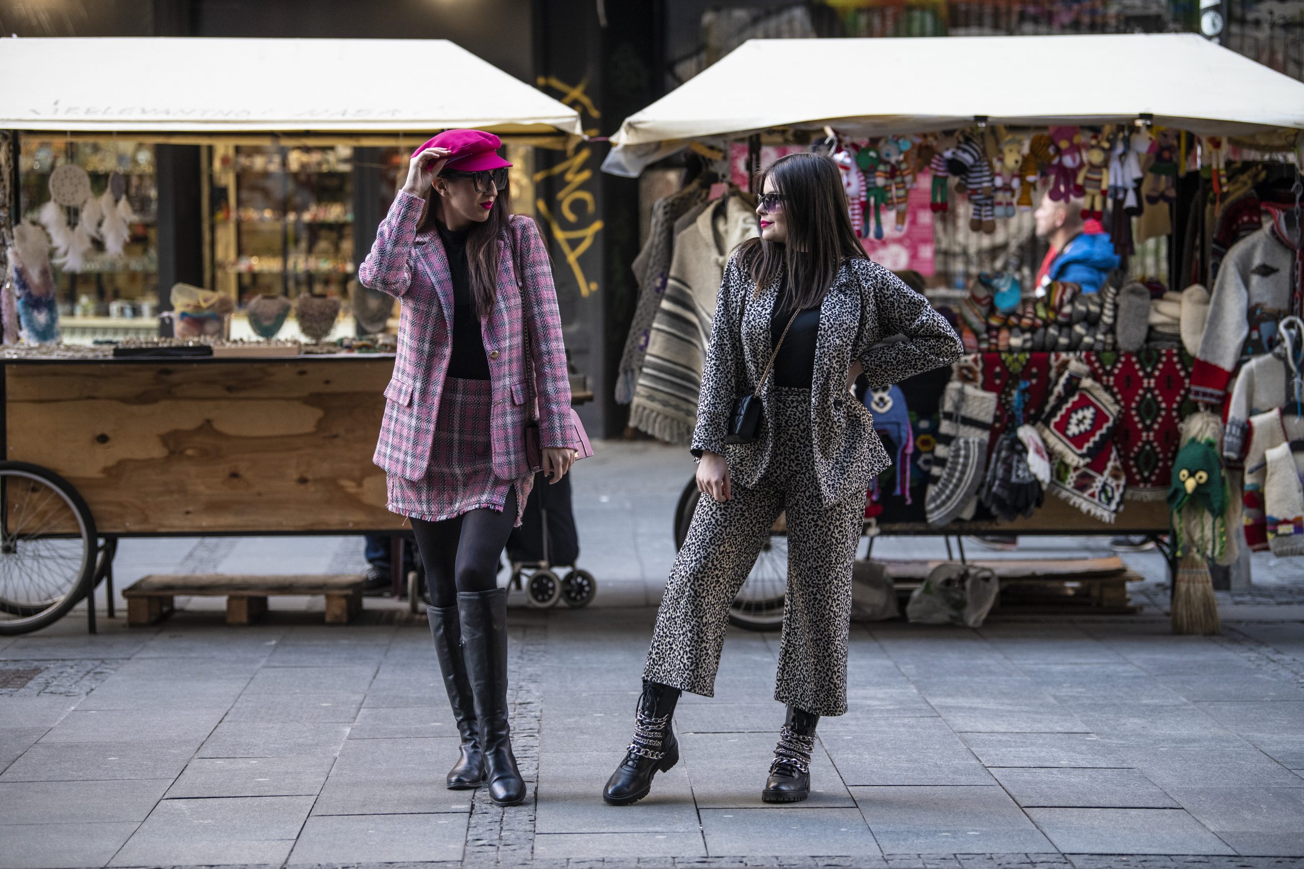 Beograd 03. mart 2021. Street style, ulicna moda, lepo obuceni mladi ljudi setaju Knez Mihailovom ulicom Foto:Dragan Mujan/Nova.rs