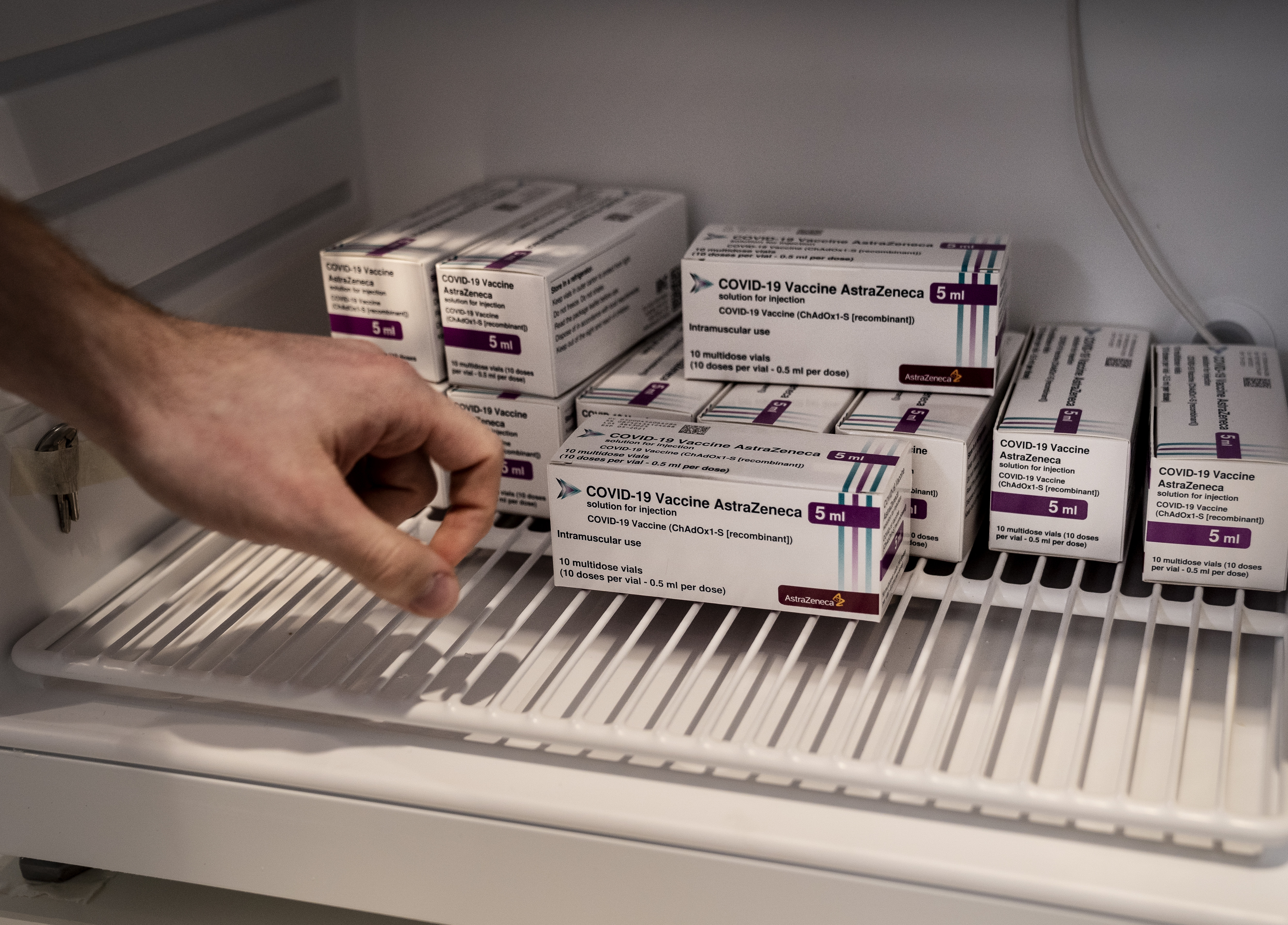 epa09004719 The AstraZeneca vaccines are stored and prepared for vaccination at the Region Hovedstaden's Vaccine Center in Bella Center in Copenhagen, Denmark, 11 February 2021.  EPA-EFE/Liselotte Sabroe  DENMARK OUT