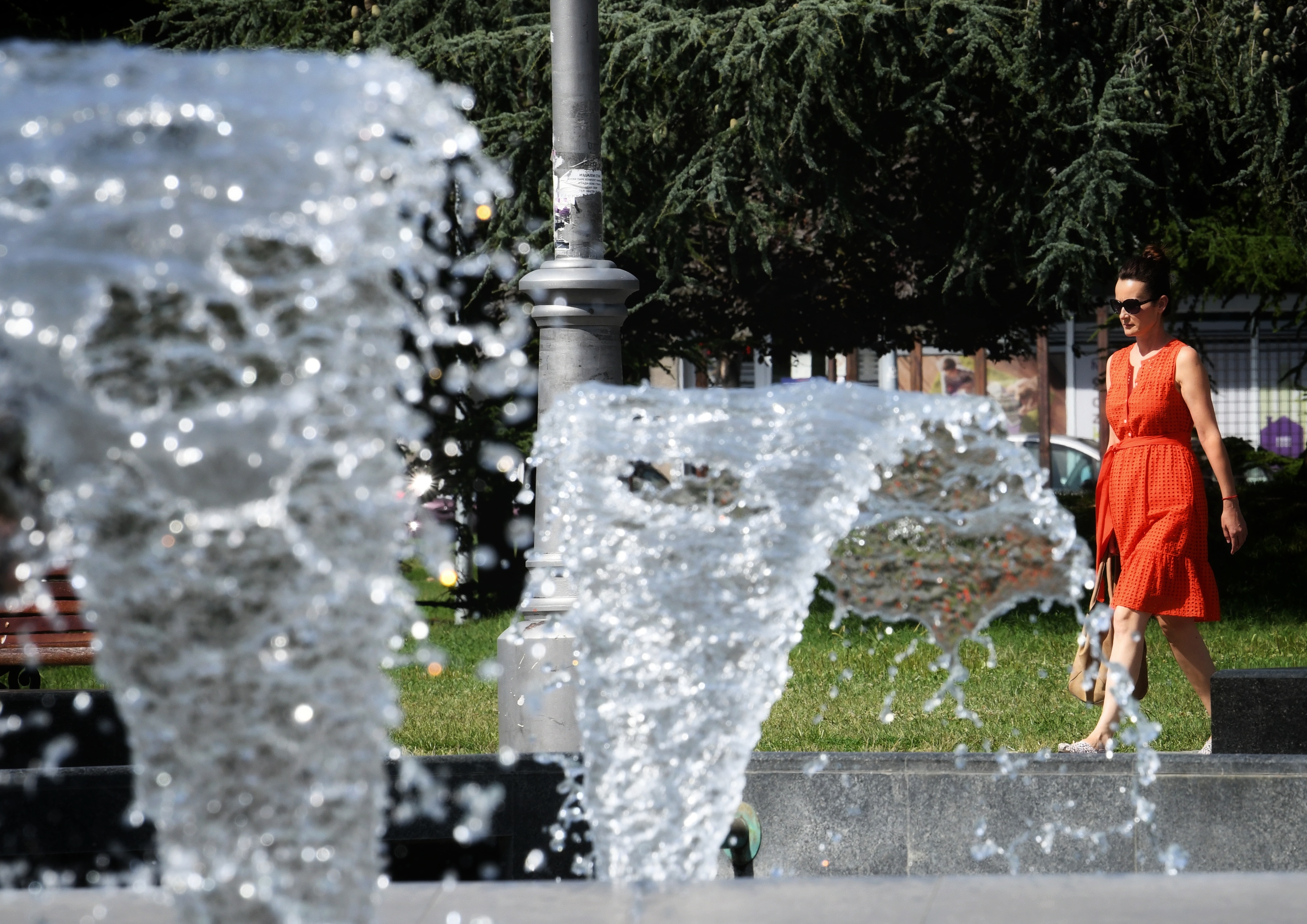 Beograd 27.08.2020. Vrućina, lepo vreme, leto, fontana Foto: Vesna Lalić/Nova.rs