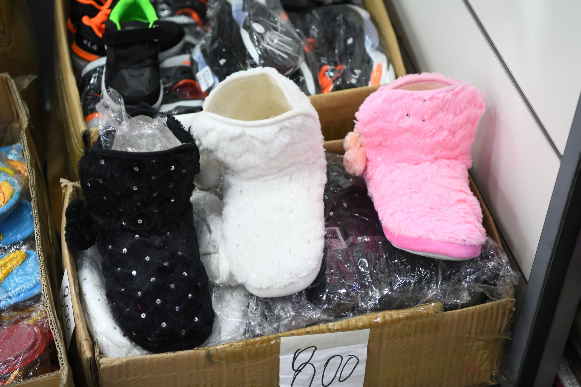 Beogra 28.01.2021. Kineski tržni centar, Kinezi, Blok 70, reportaža Foto: Goran Srdanov/Nova.rs