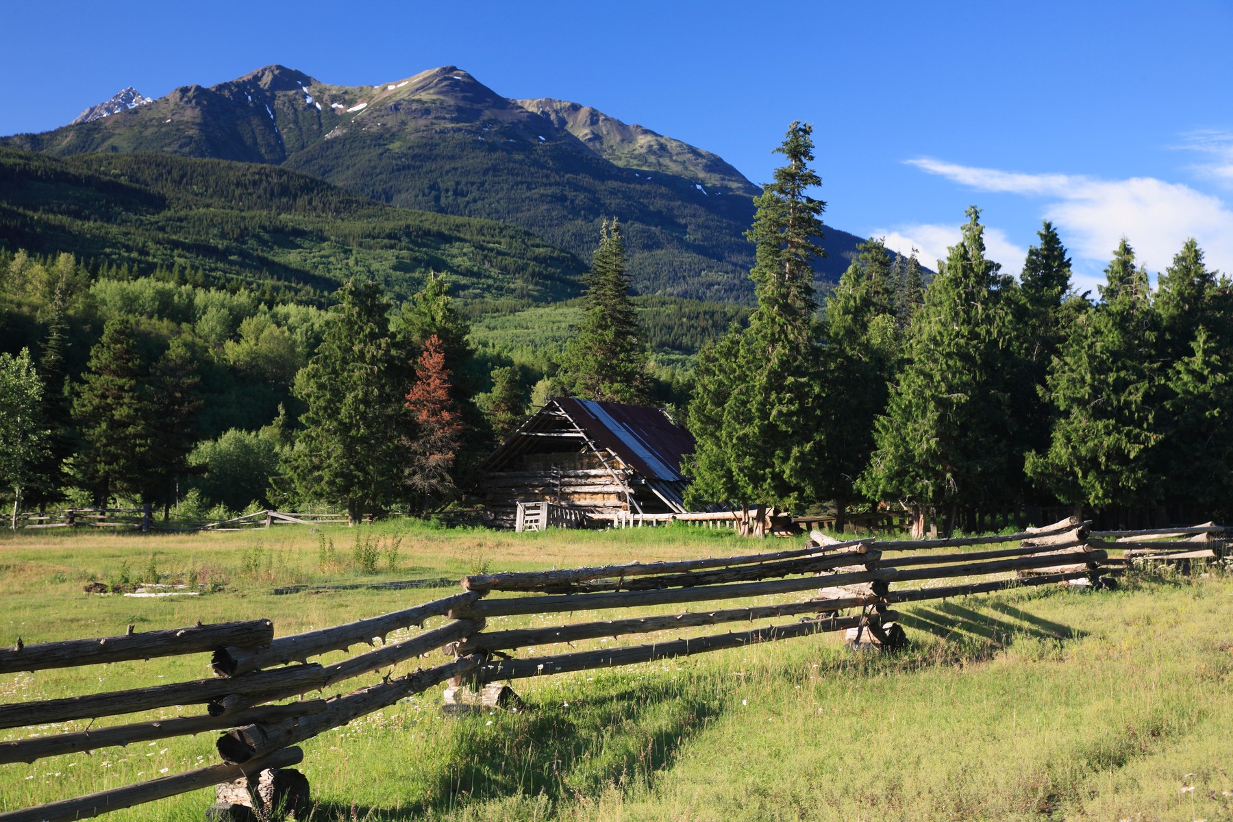 Rural scene on Kitwanga-Cedarvale backroad, near Kitwanga, British Columbia, Canada.,Image: 294065495, License: Rights-managed, Restrictions: , Model Release: no, Credit line: Keith Douglas / All Canada Photos / Profimedia