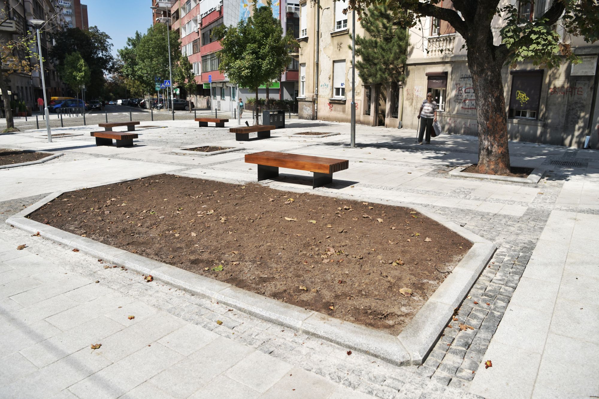 Beograd 06.09.2021. Skver Milene i Gage, skver na uglu Mileševske i Cara Nikolaja, Milešvska, Cara Nikolaja. Raskopane, raskopano, razlupano, ulice, ulica, Vesićgrad Foto: Goran Srdanov/Nova.rs