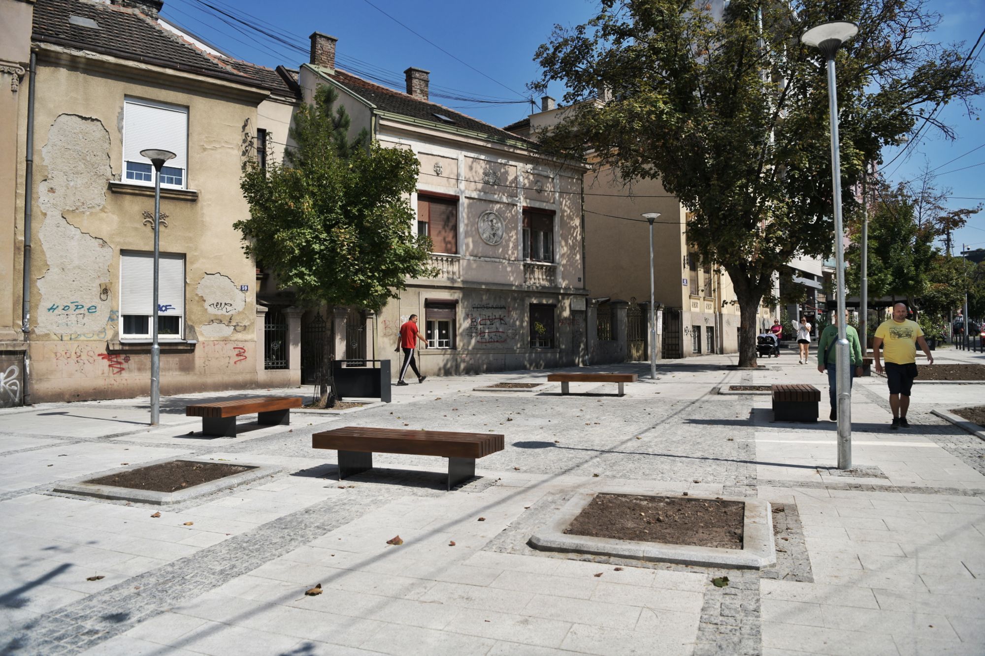 Beograd 06.09.2021. Skver Milene i Gage, skver na uglu Mileševske i Cara Nikolaja, Milešvska, Cara Nikolaja. Raskopane, raskopano, razlupano, ulice, ulica, Vesićgrad Foto: Goran Srdanov/Nova.rs