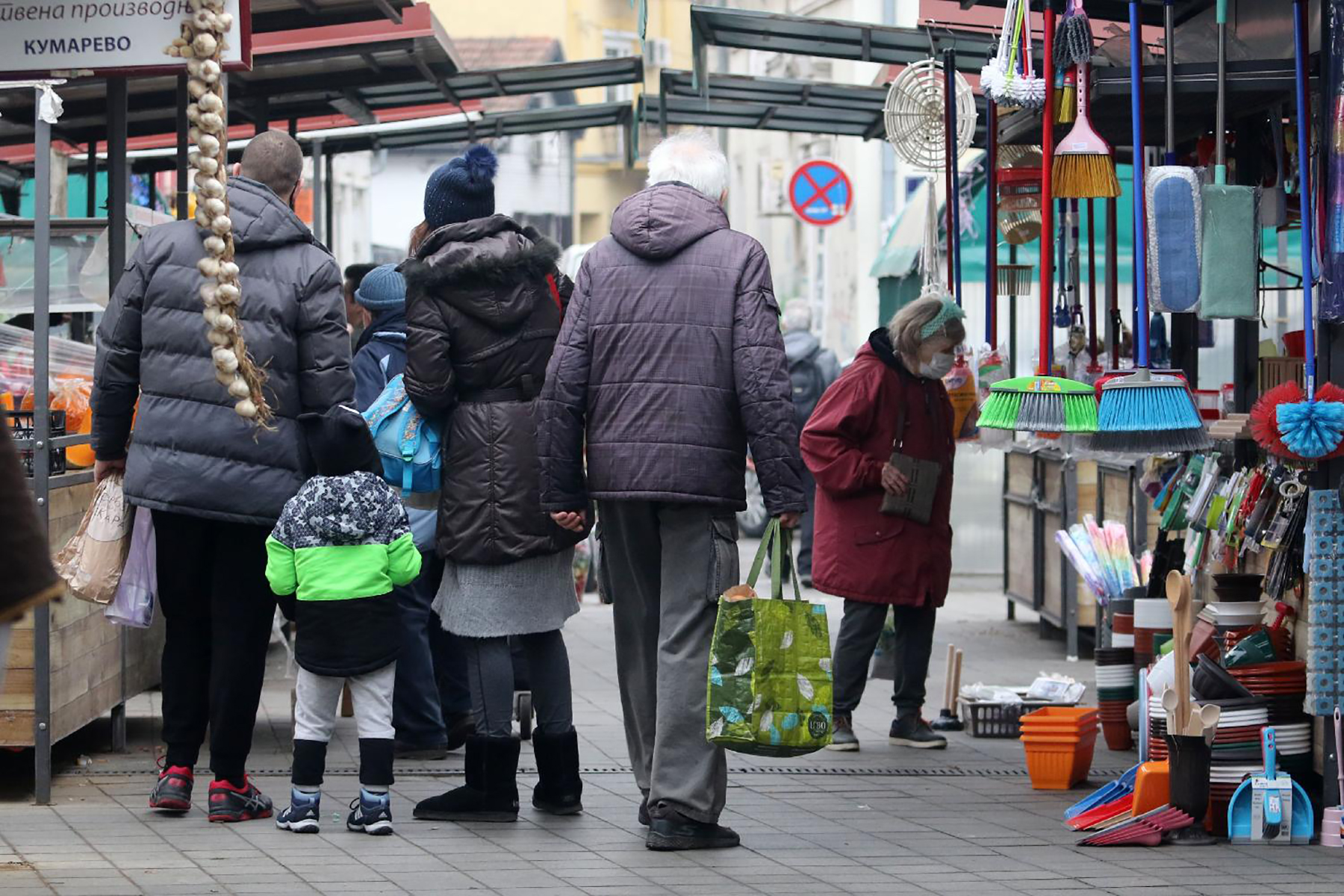 BOKA2397-01_b pijaca