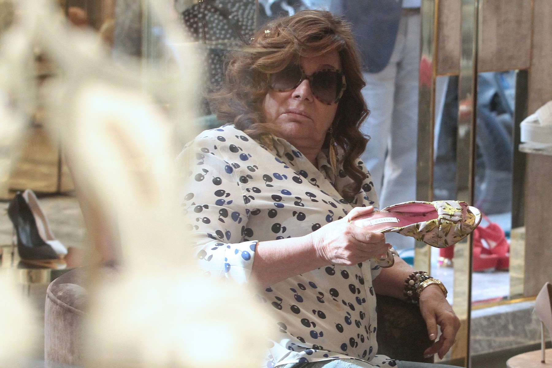 23/05/2018 Milano
Ph.Patrizia Reggiani shopping da Casadei e passeggiata con l'amica nel quadrilatero della moda,Image: 372802900, License: Rights-managed, Restrictions: , Model Release: no, Credit line: Paolo Della Bella / LaPresse / Profimedia