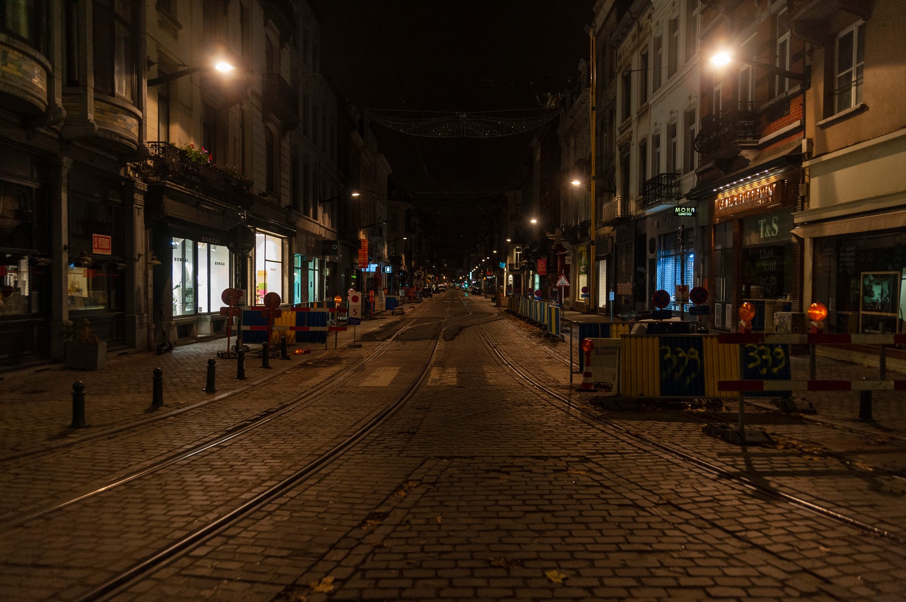 Illustrations curfew in Brussels.