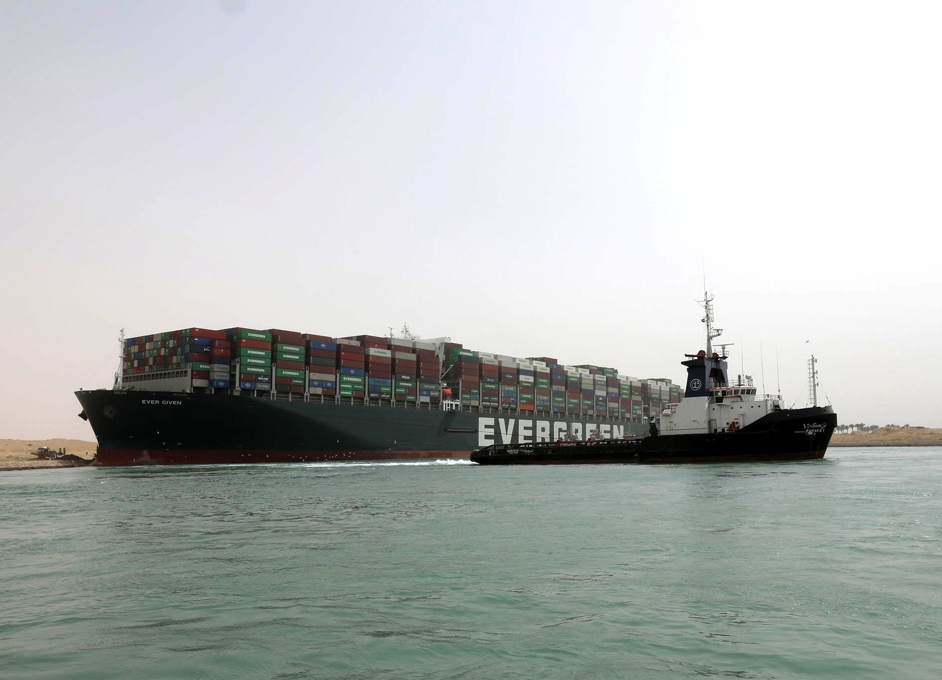 Suez Canal navigation is temporarily suspended