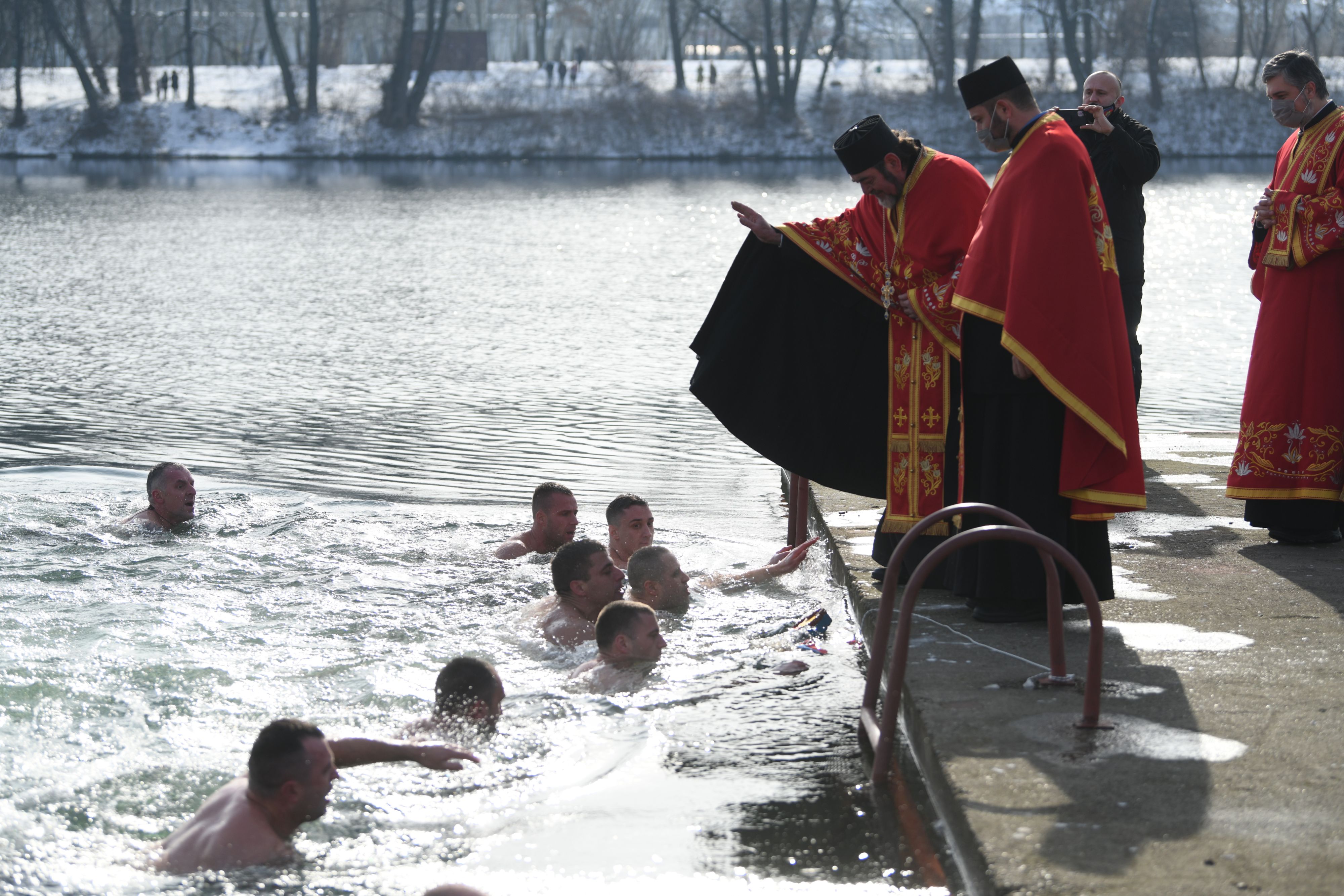 Beograd, 19.01.2021. Bogojavljenje, plivanje za časni krst Foto: Filip Krainčanić/Nova.rs