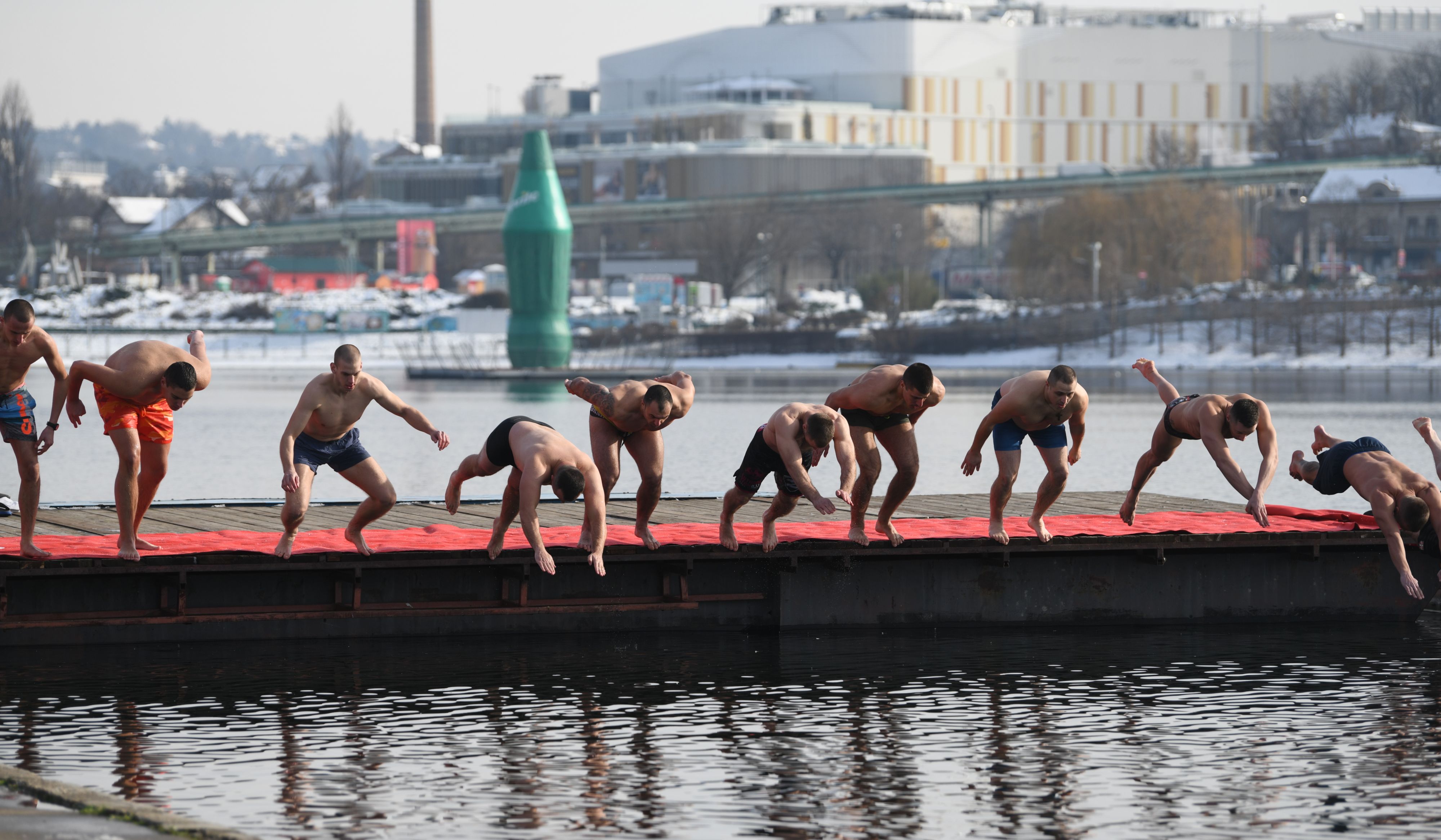 Beograd, 19.01.2021. Bogojavljenje, plivanje za časni krst Foto: Filip Krainčanić/Nova.rs