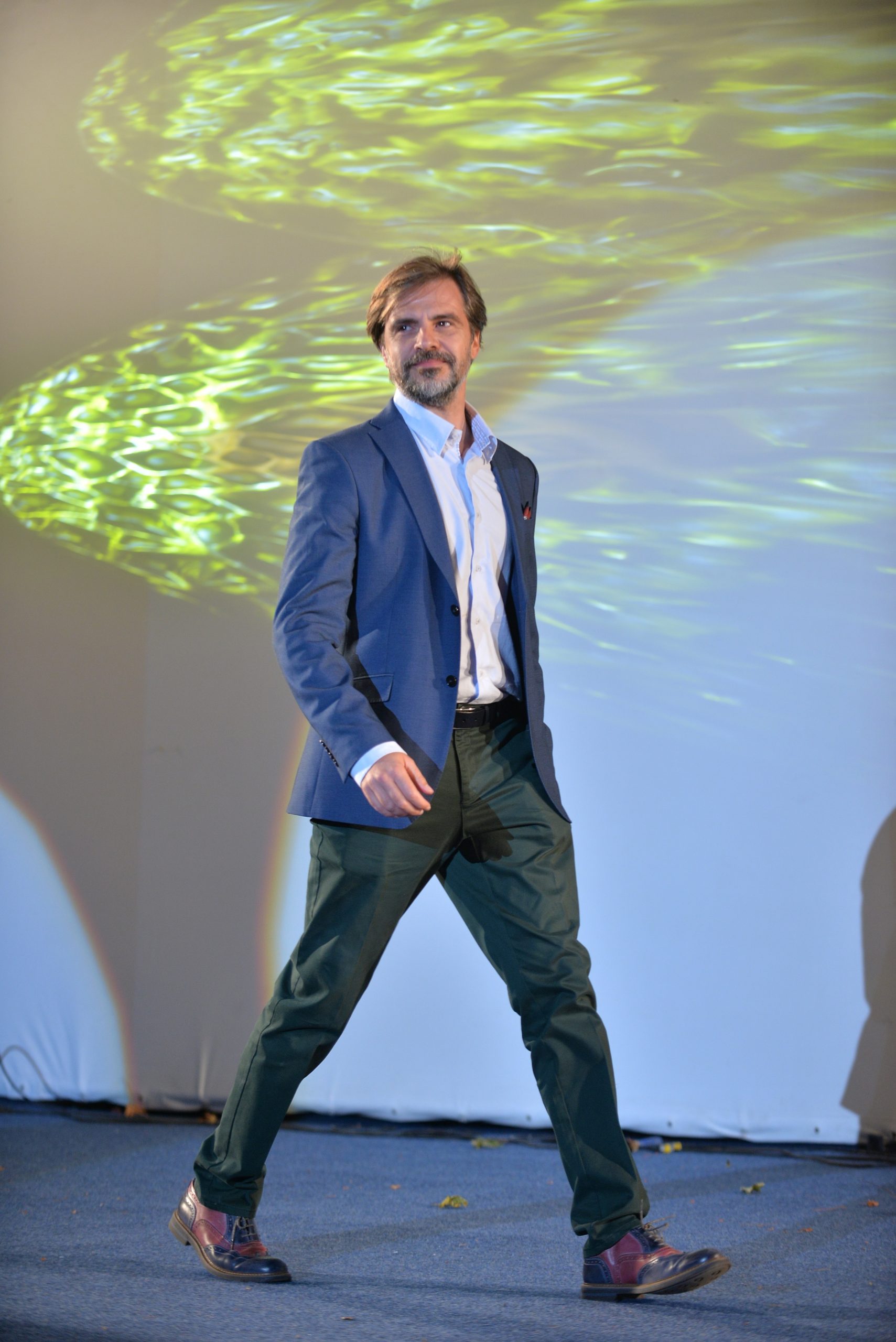 Ne igraj na Engleze, ,Filmski susreti Niš
Ivan Tomić.