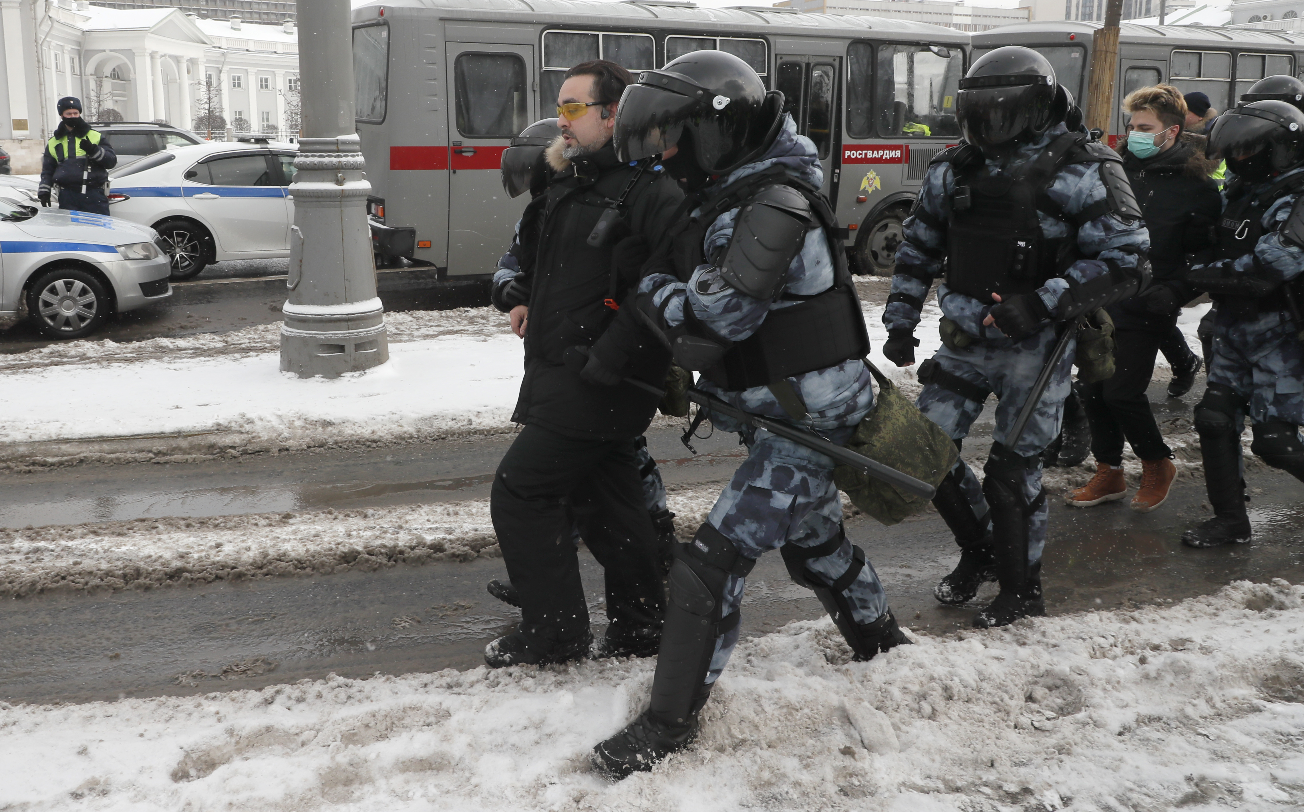 An unauthorized protest in support of Navalny in Moscow rusija navaljni