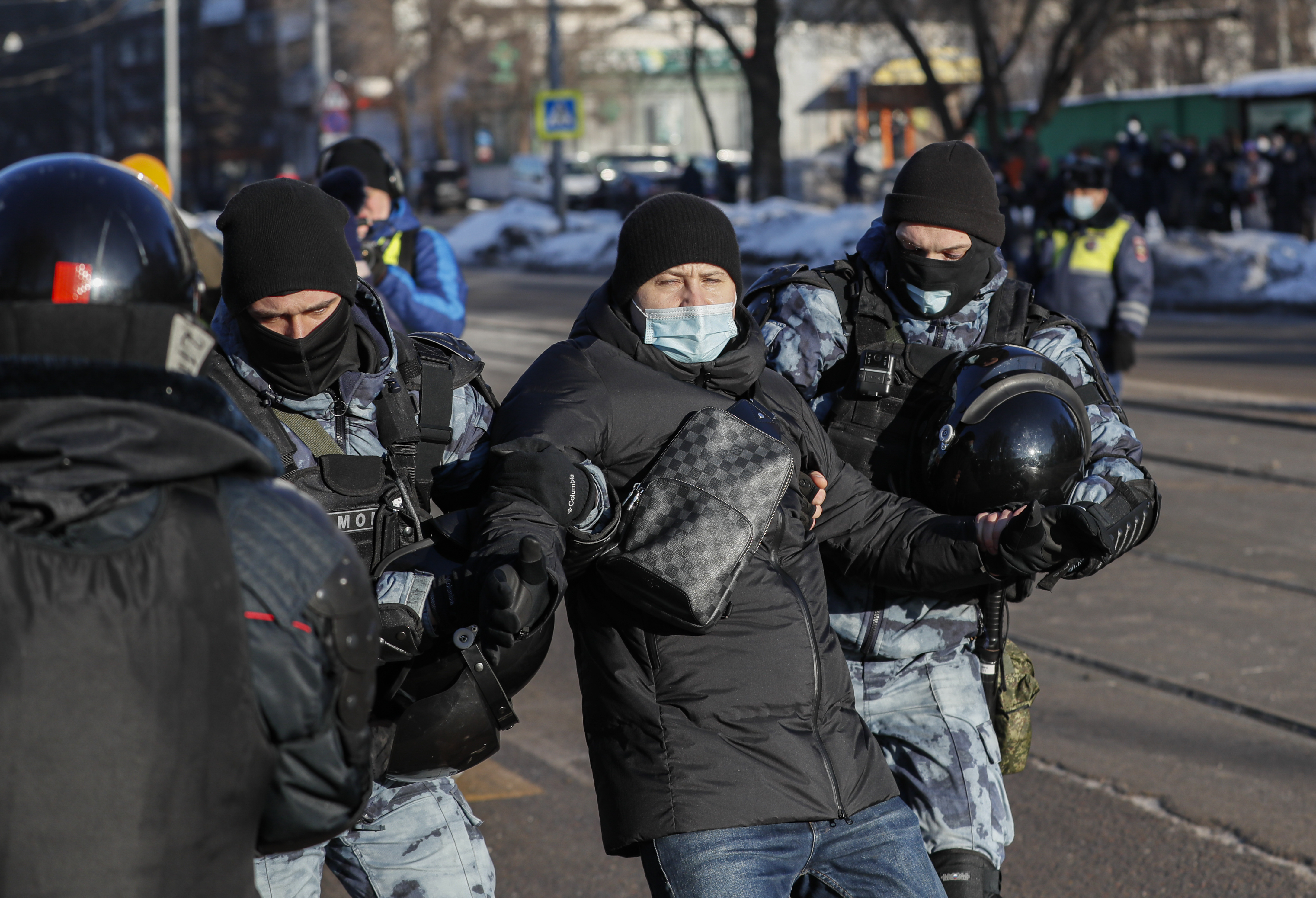 Navaljni suđenje, The Moscow City Court consider the requirement of the Federal Penitentiary Service to replace Navalny's suspended sentence with a real one