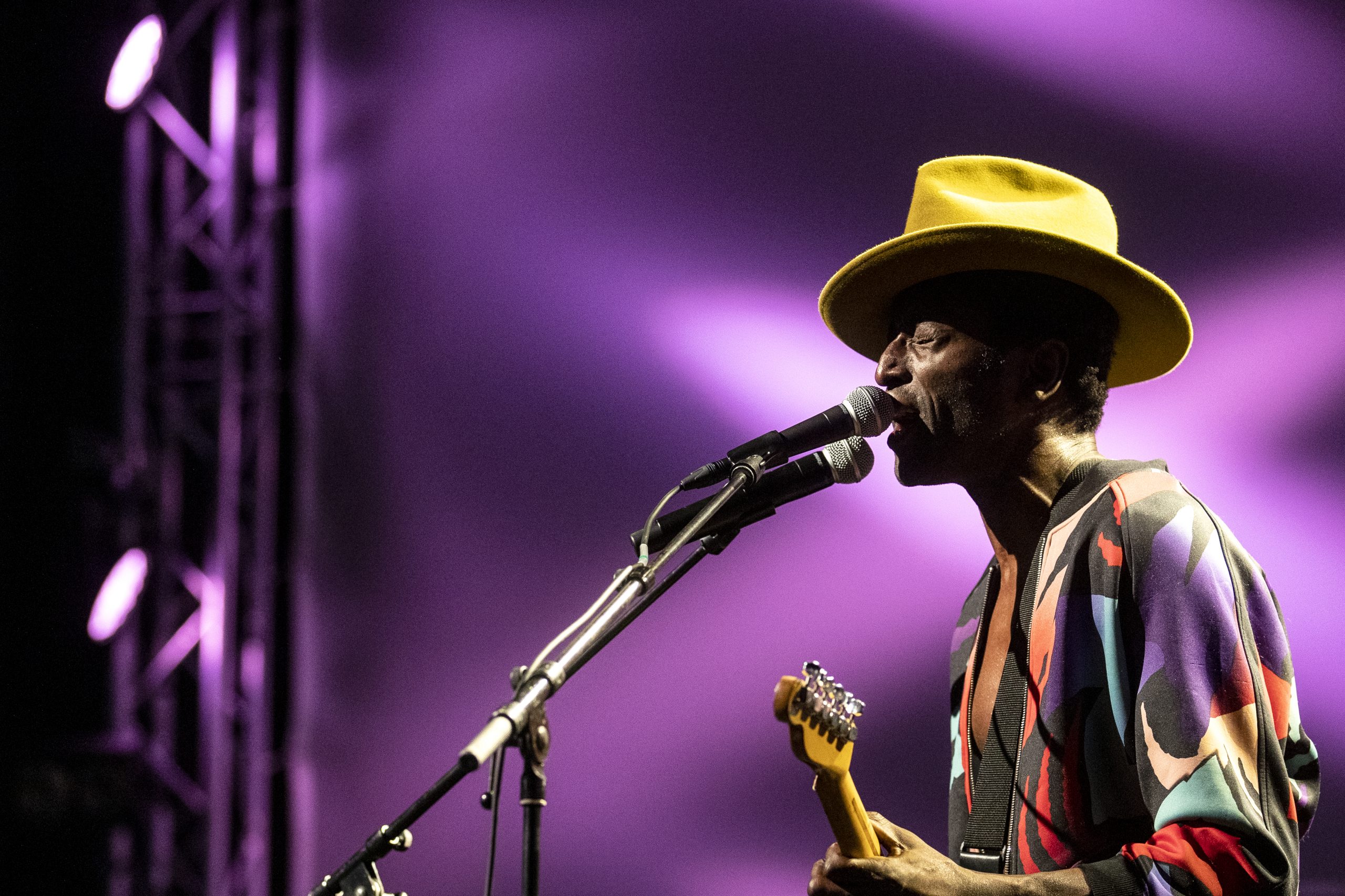 epa07734049 Nigerian singer and guitarist Keziah Jones performs on stage during a concert at the Blue Balls Festival in Lucerne, Switzerland, 22 July 2019. The music event runs from 19 to 27 July.  EPA-EFE/ALEXANDRA WEY