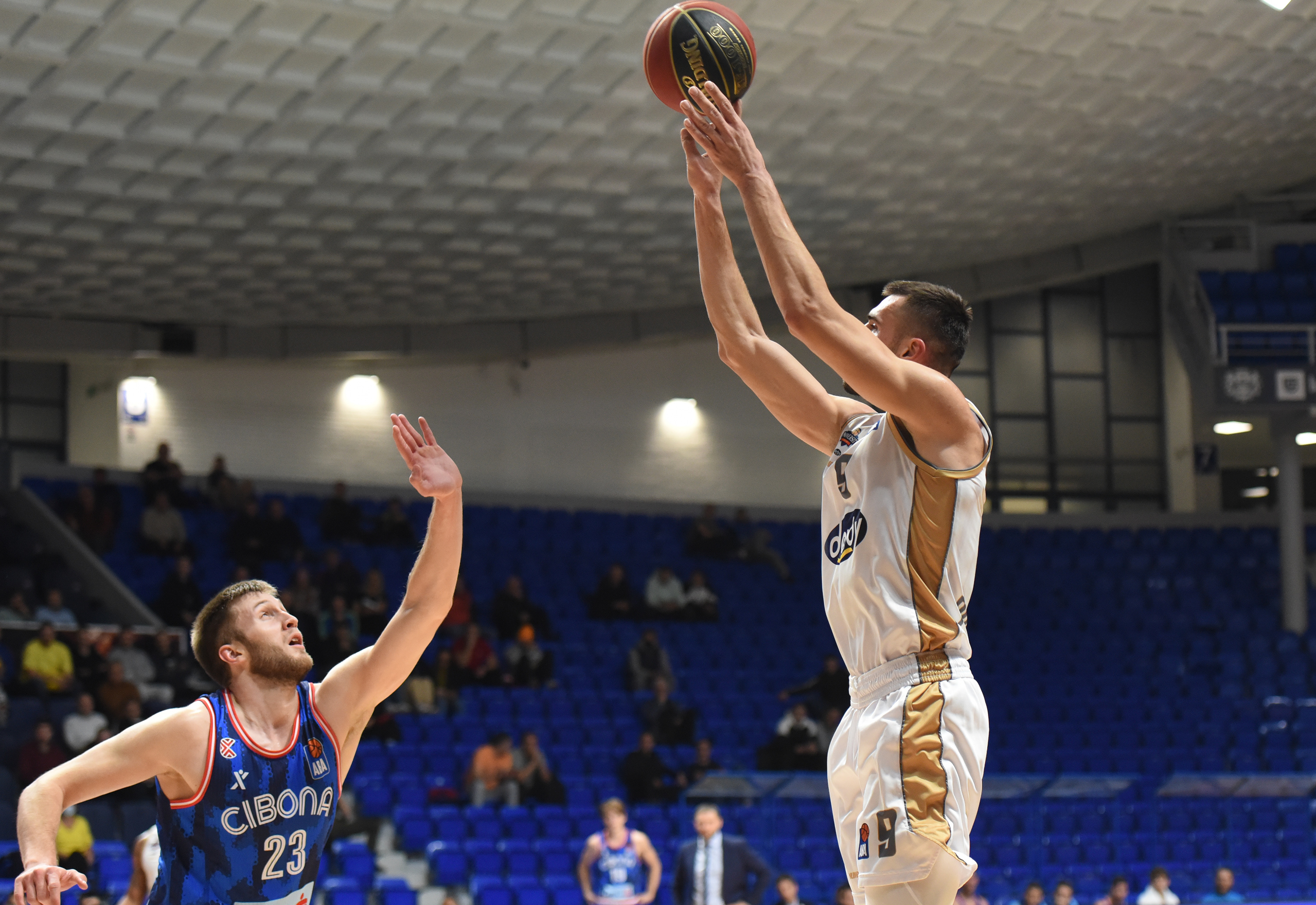 SC_DERBY_-_CIBONA_281229