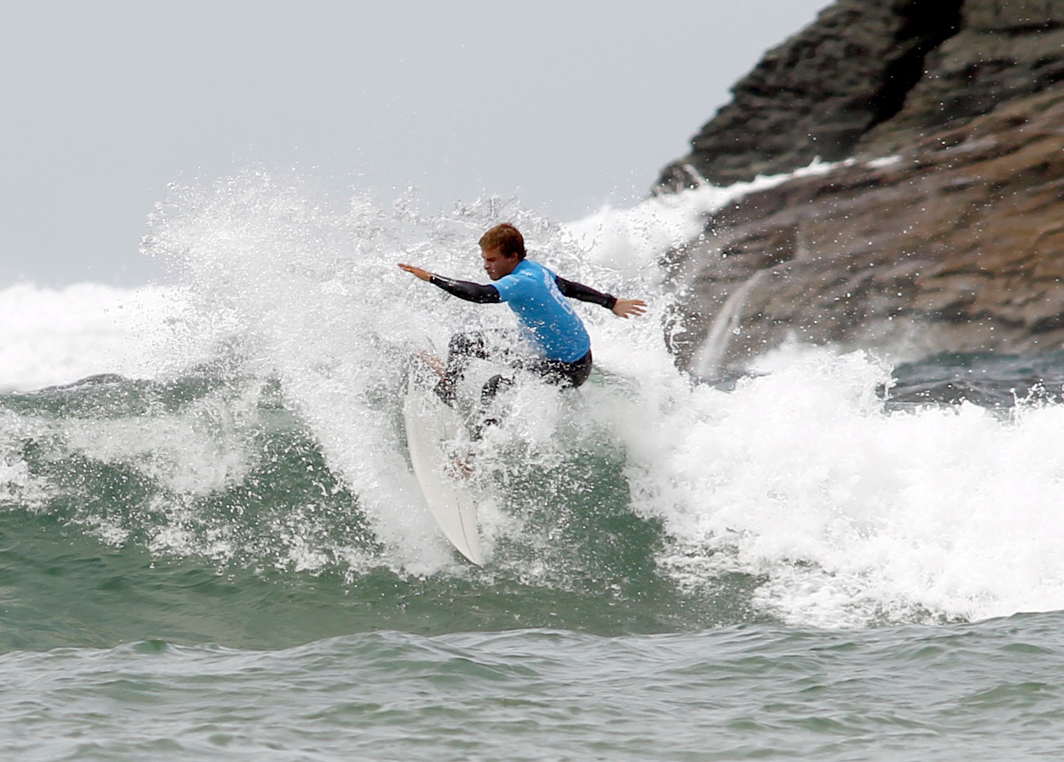epa09320583 Surfer Miguel Matos in action during the first day of Abanca Pantin Classic Galicia Pro surfing trial, as part of Qualifying Series of the World Surf League, in Valdovino, Galicia, northwest Spain, 03 July 2021.  EPA-EFE/Kiko Delgado