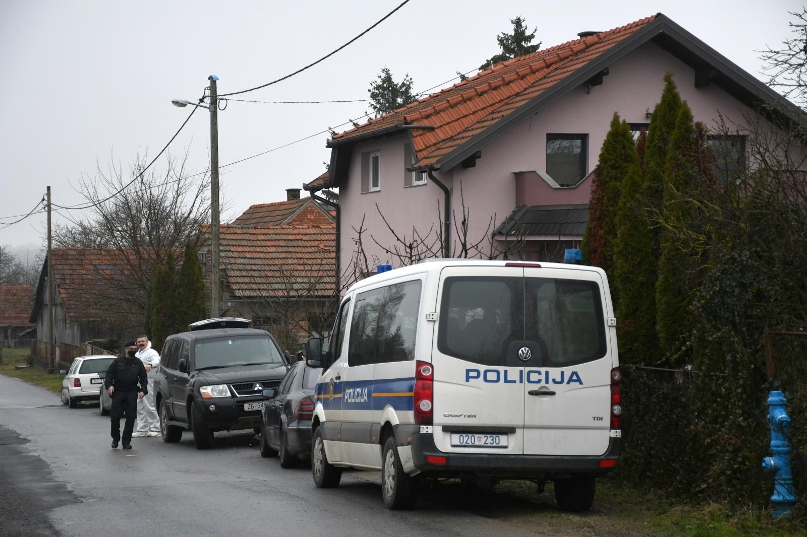 09.02.2021., Bjelovar - U obiteljkoj kuci u Gornjem Tomasu 20 navodno je doslo do eksplozije plina, a sto ce se znati nakon policijskog ocevida.
Photo:Damir Spehar/PIXSELL