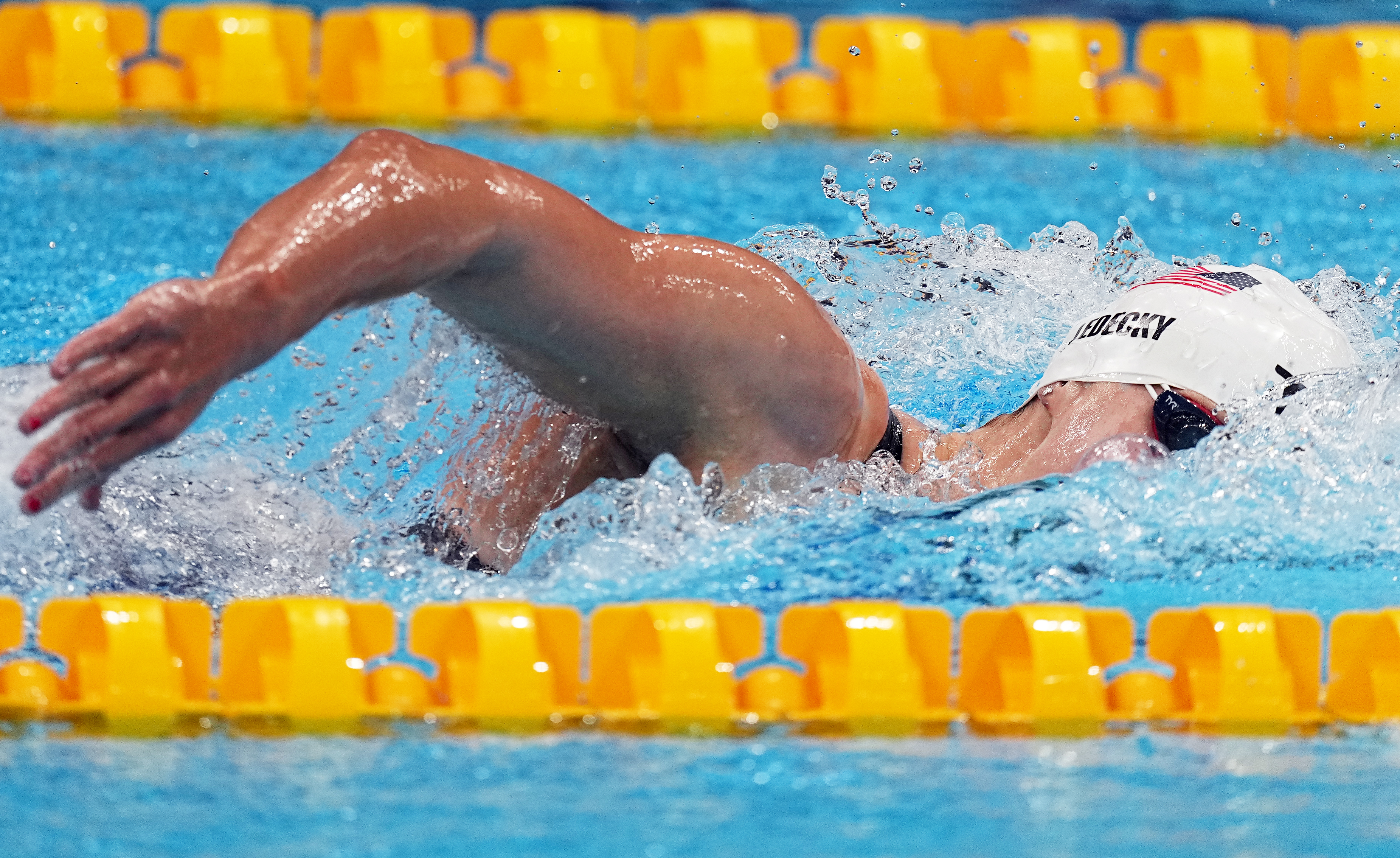 epa09376887 Katie Ledecky of the USA competes in the Women's 800m Feestyle Heats during the Swimming events of the Tokyo 2020 Olympic Games at the Tokyo Aquatics Centre in Tokyo, Japan, 29 July 2021.  EPA-EFE/NIC BOTHMA