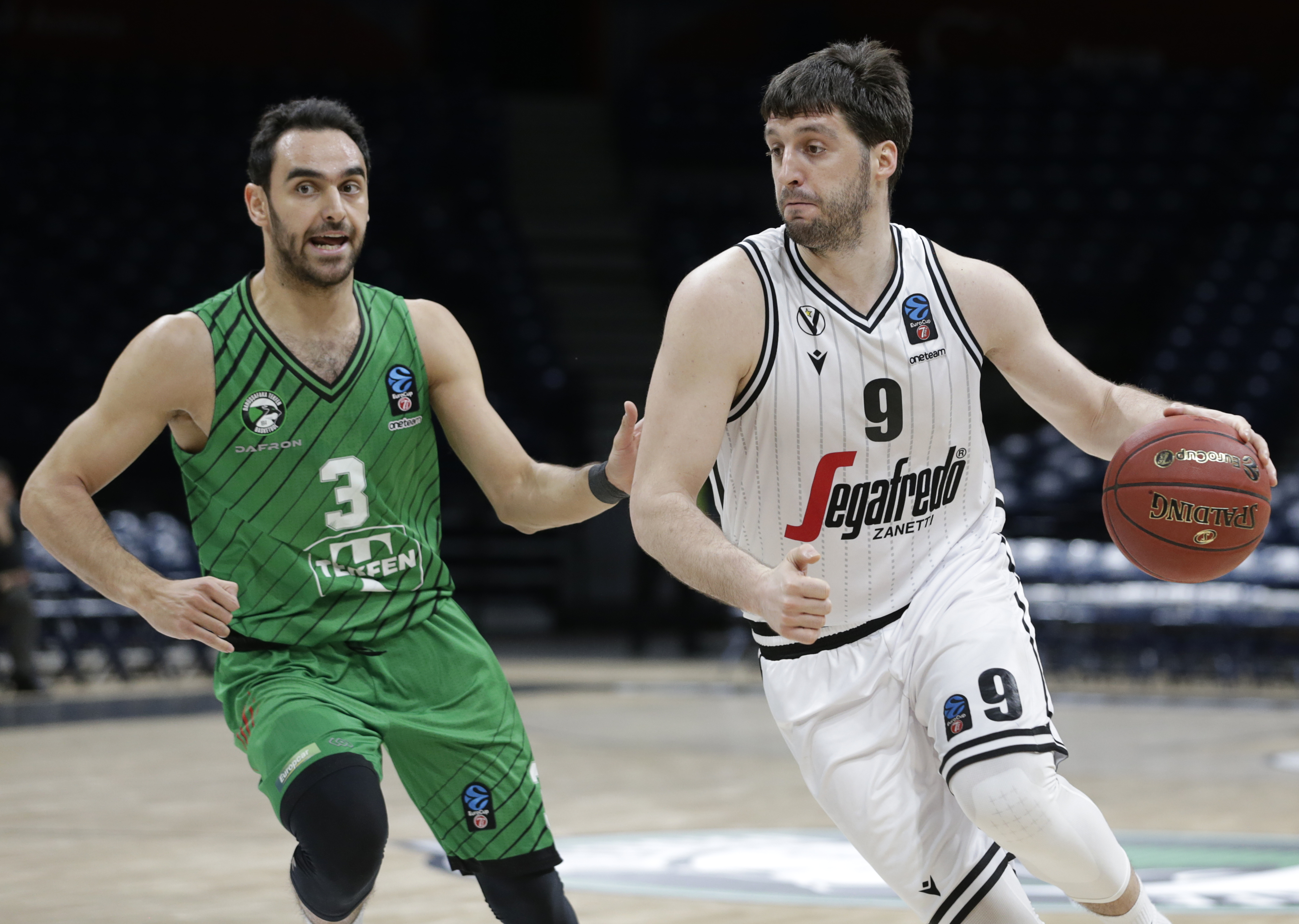 Stefan Marković, košarkaš Virtusa iz Bolonje