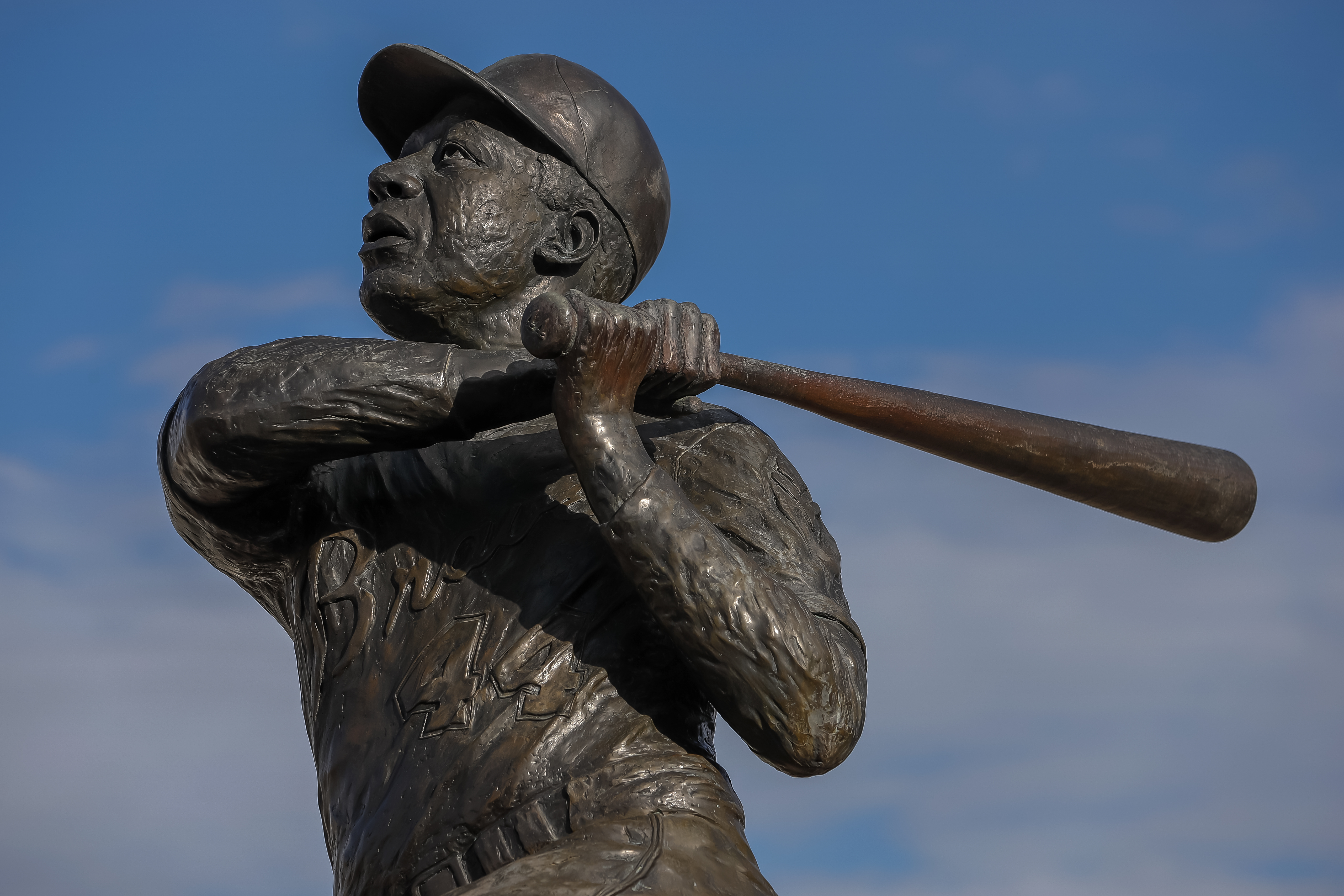 Hank Aaron dies aged 86