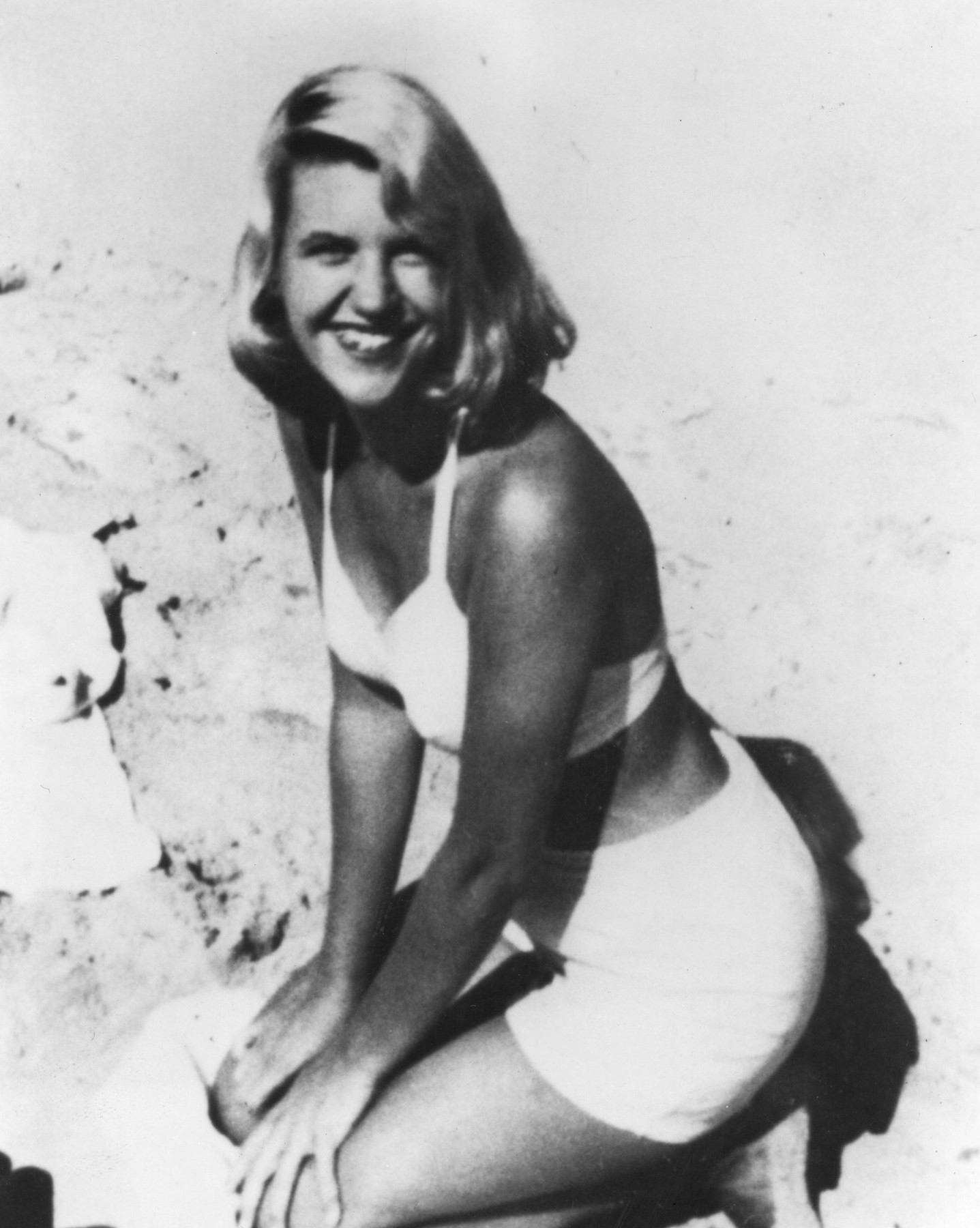 SYLVIA PLATH, c. 1954 after her nervous breakdown,Image: 98288428, License: Rights-managed, Restrictions: For usage credit please use; CSU Archives/Everett Collection, Model Release: no, Credit line: CSU Archives Collection / Everett / Profimedia