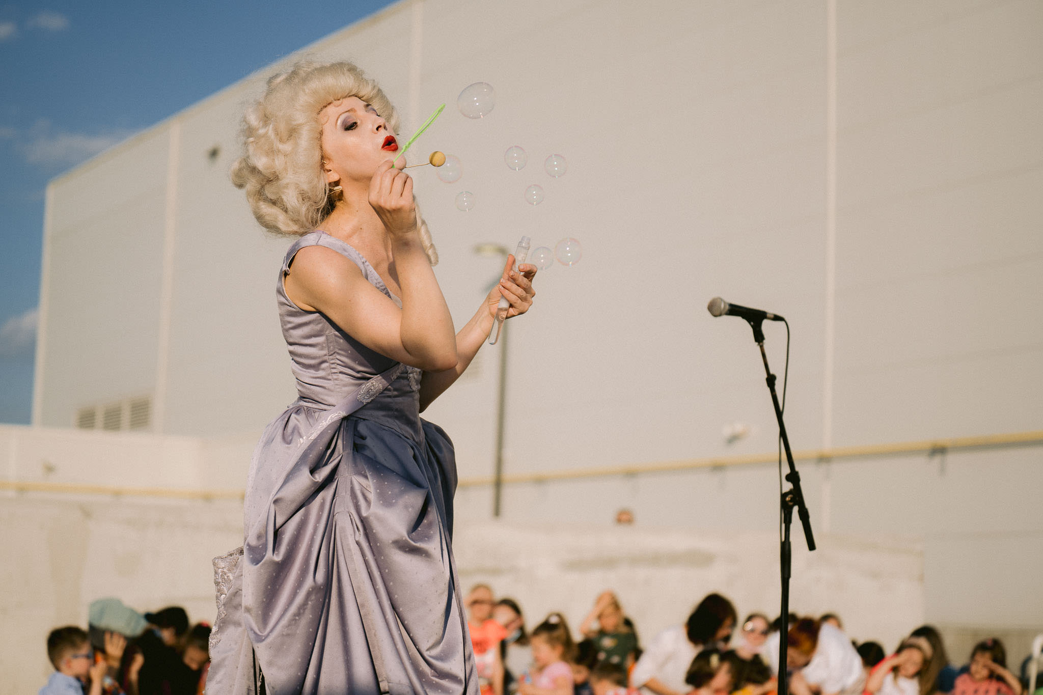 pera za decu - Čarobna frula otvorila je mesec dana programa Srpskog narodnog pozorišta na krovu TC Promenada.