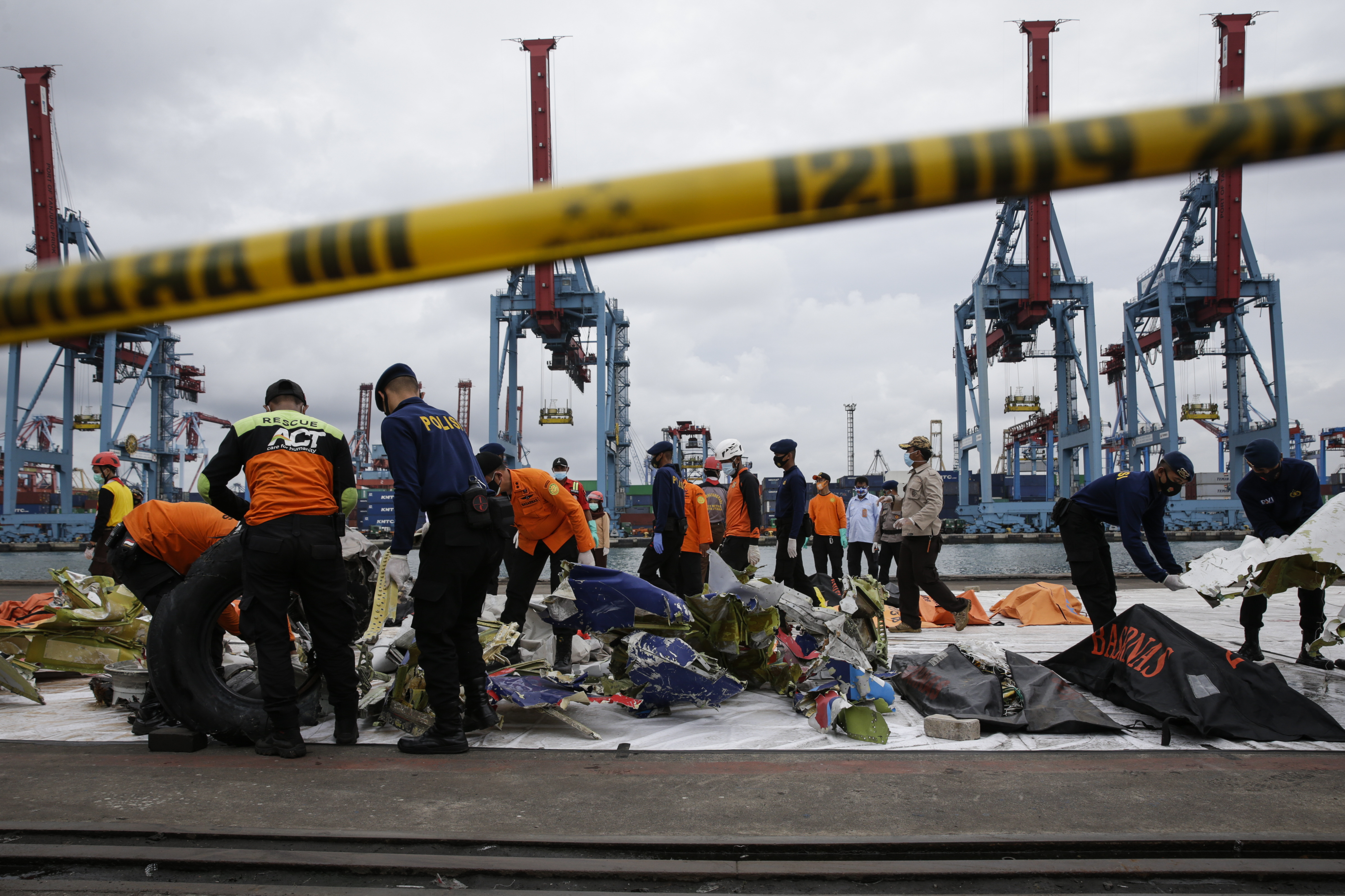 Sriwijaya Air flight SJ182 crash aftermath, in Jakarta indonezija avion