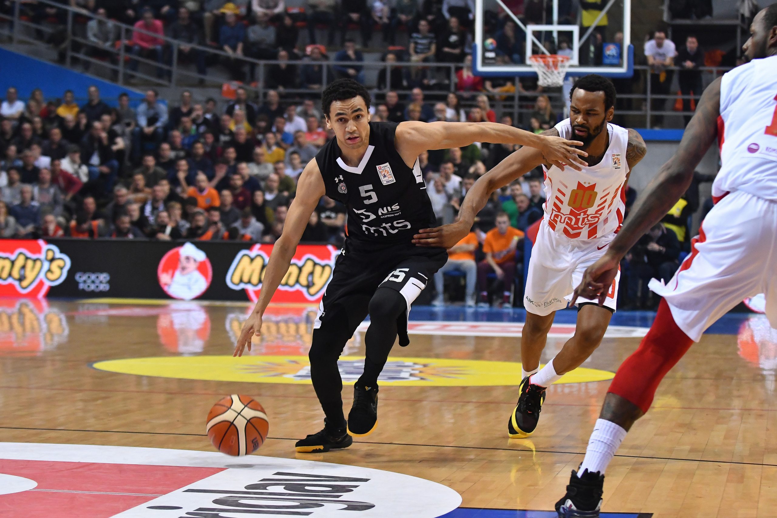 februar 16. .2020. Nis, Srbija, Nis, Kup Koraca Partizan - Zvezda (credit image &amp; photo: Vanja Keser/ STARSPORT)  Marcus Paige, Kevin Punter