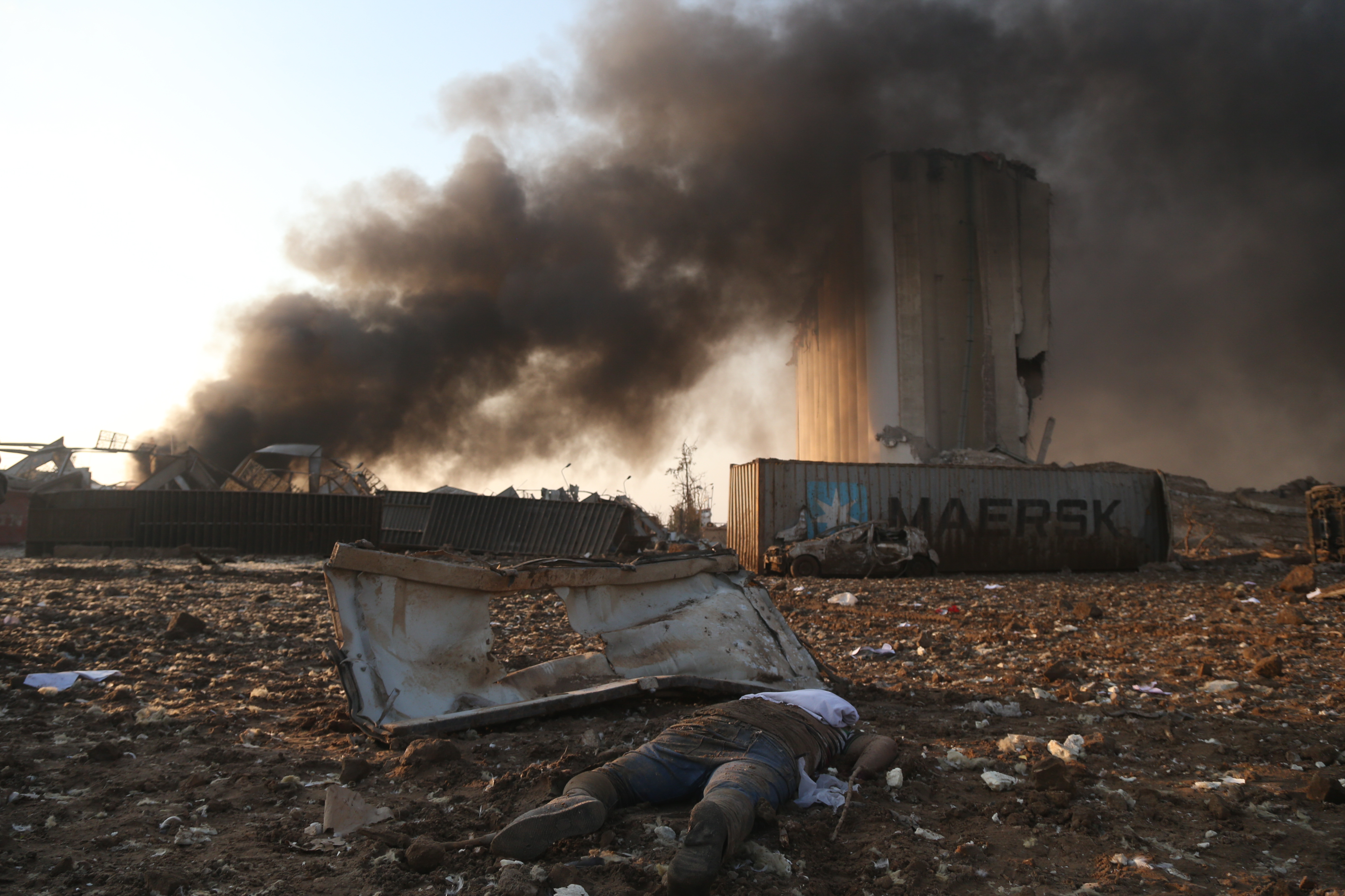 Large explosion in harbor area rocks Lebanon