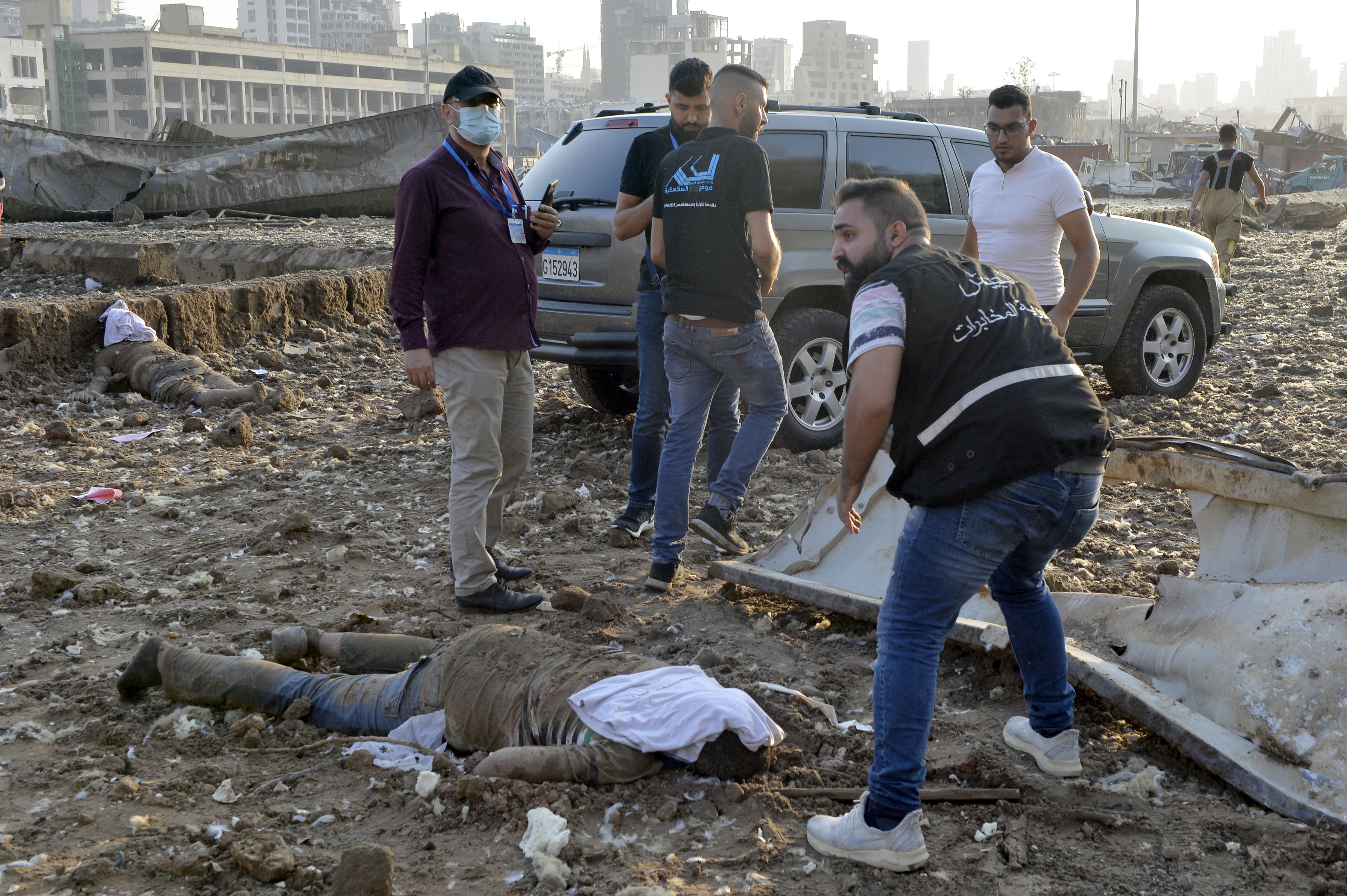 Large explosion in harbor area rocks Lebanon