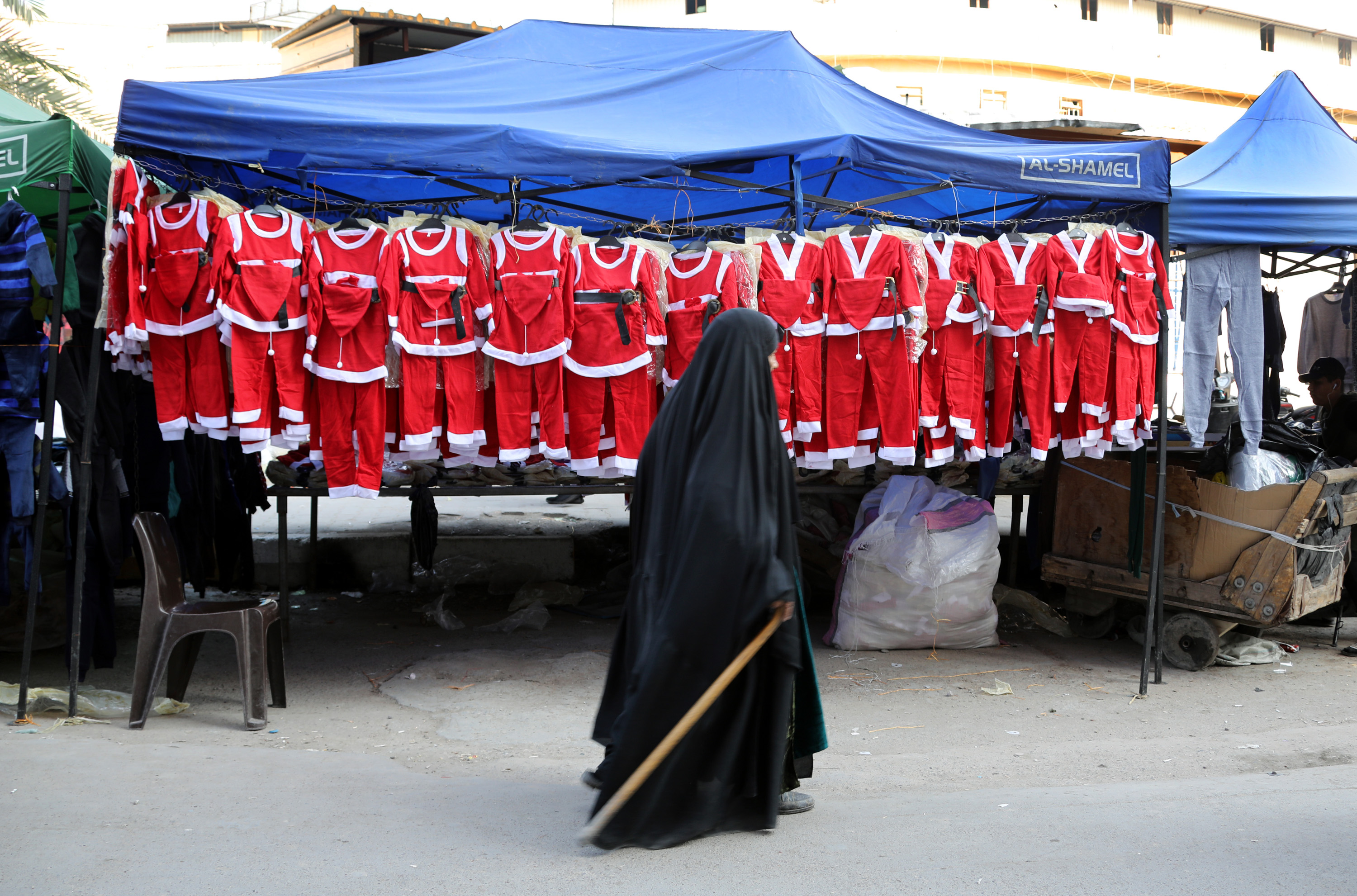 Christmas preparations in Iraq