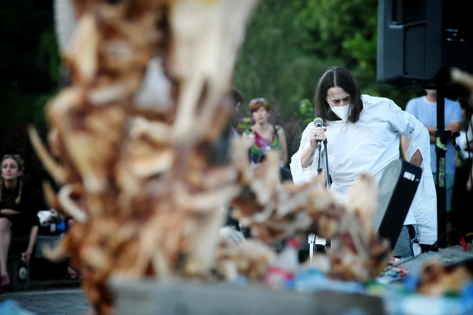 Beograd 25.06.2021. Oktobarski salon, otvaranje, početak, performans Foto: Vesna Lalić/Nova.rs