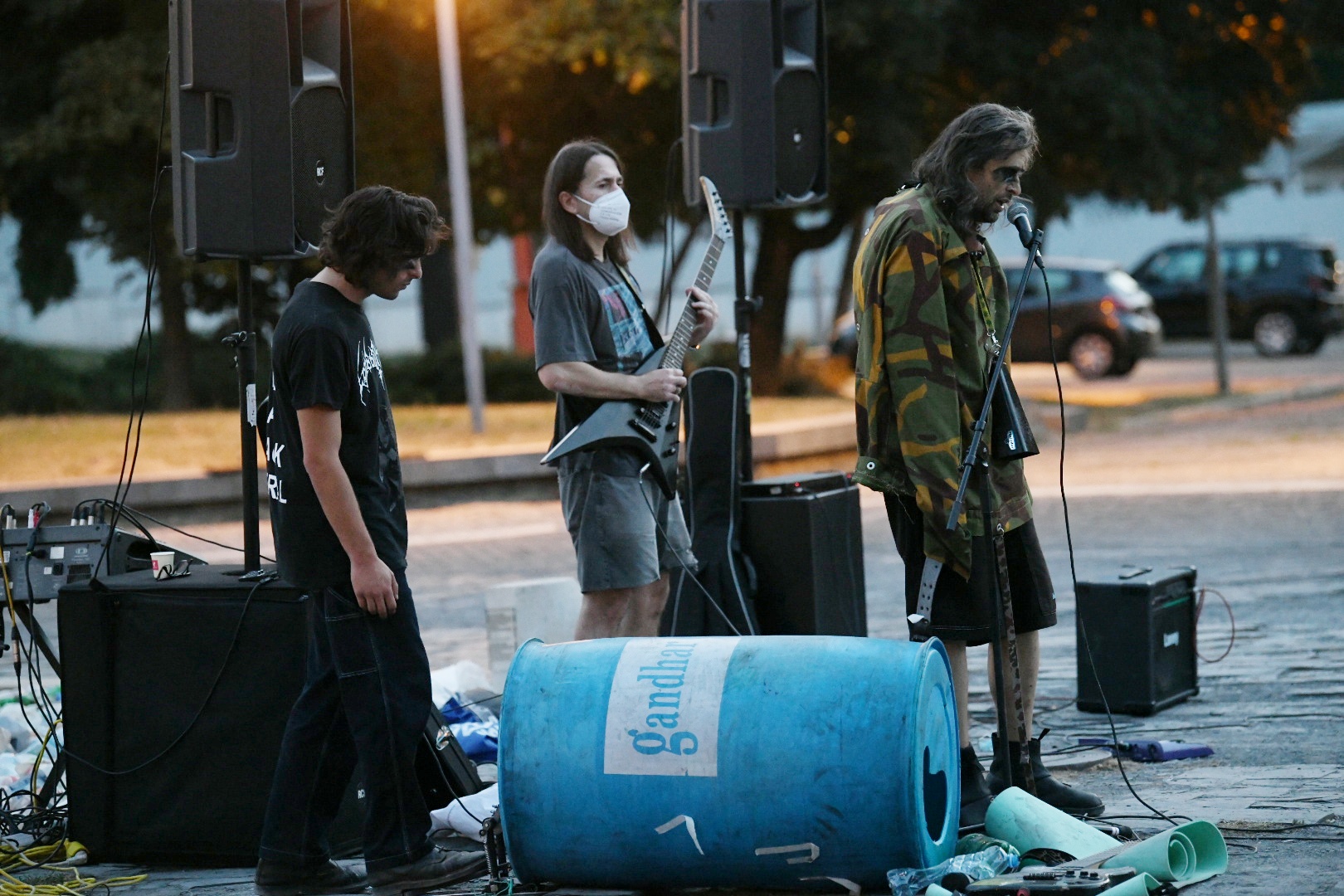 Beograd 25.06.2021. Oktobarski salon, otvaranje, početak, performans Foto: Vesna Lalić/Nova.rs