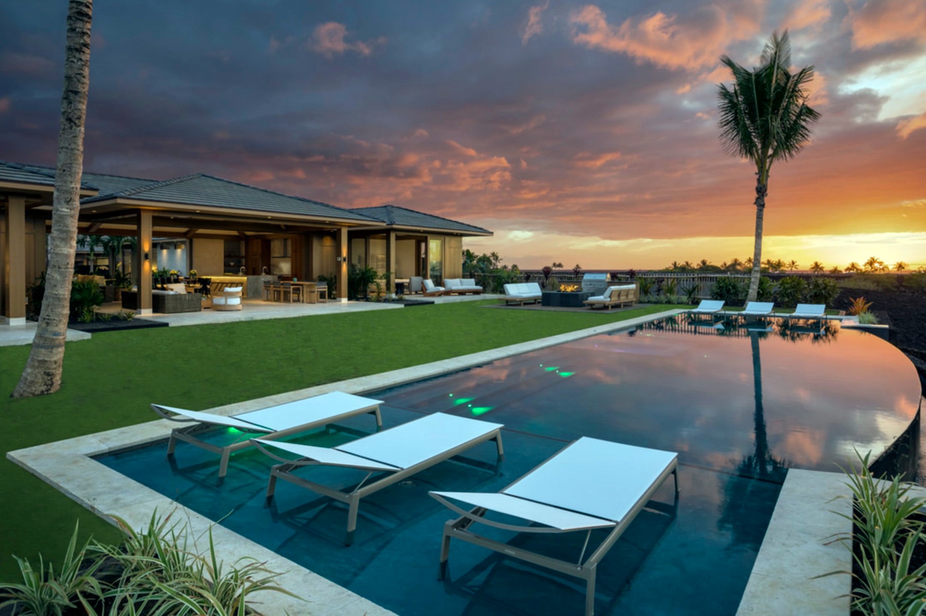 Matthew McConaughey Buys Hawaii Vacation Home For $7.85 Million Dollars