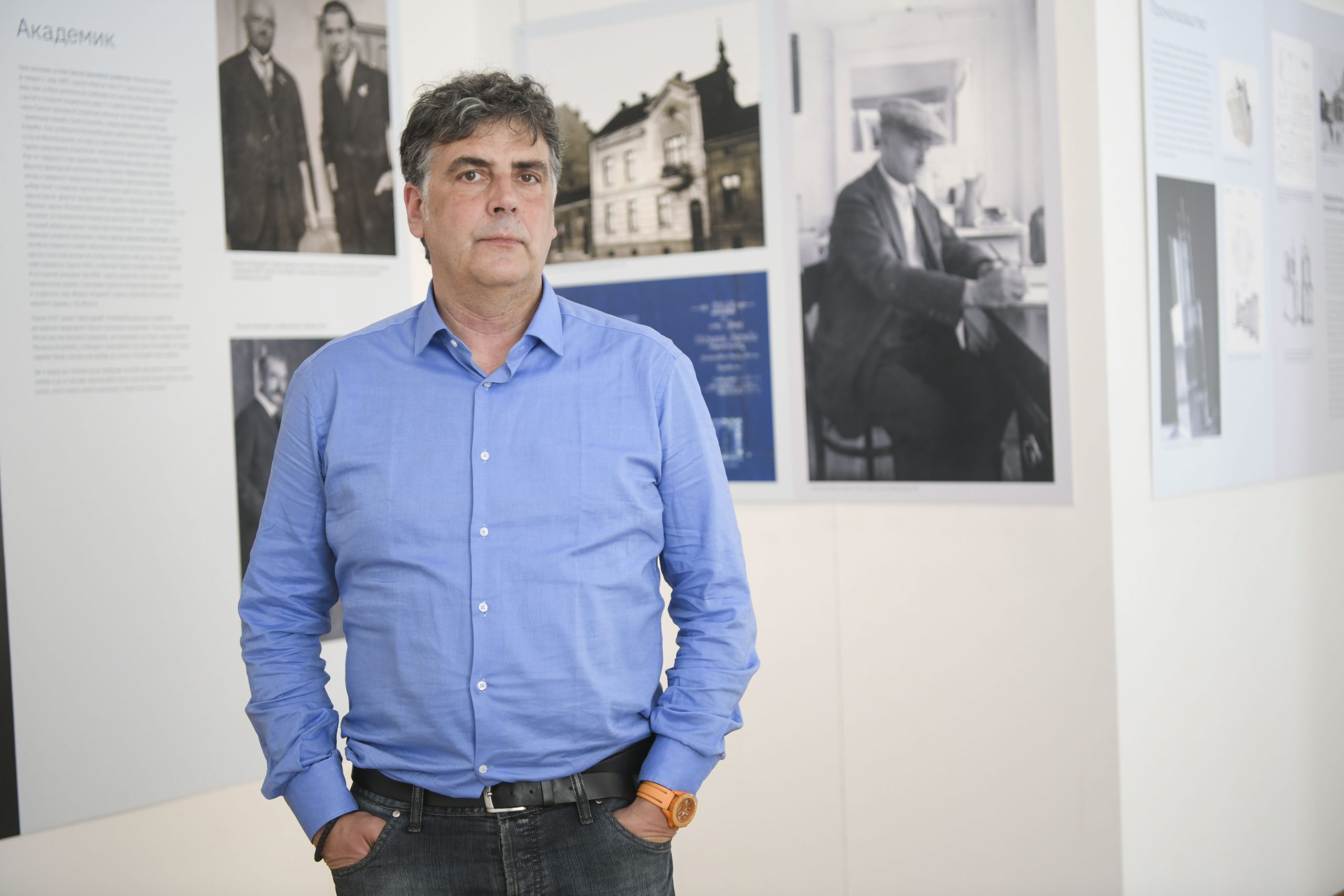 10.05.2021 Izlozba Mihajla Petrovica Alasa u galeriji SANU + fotke Novica Babovic