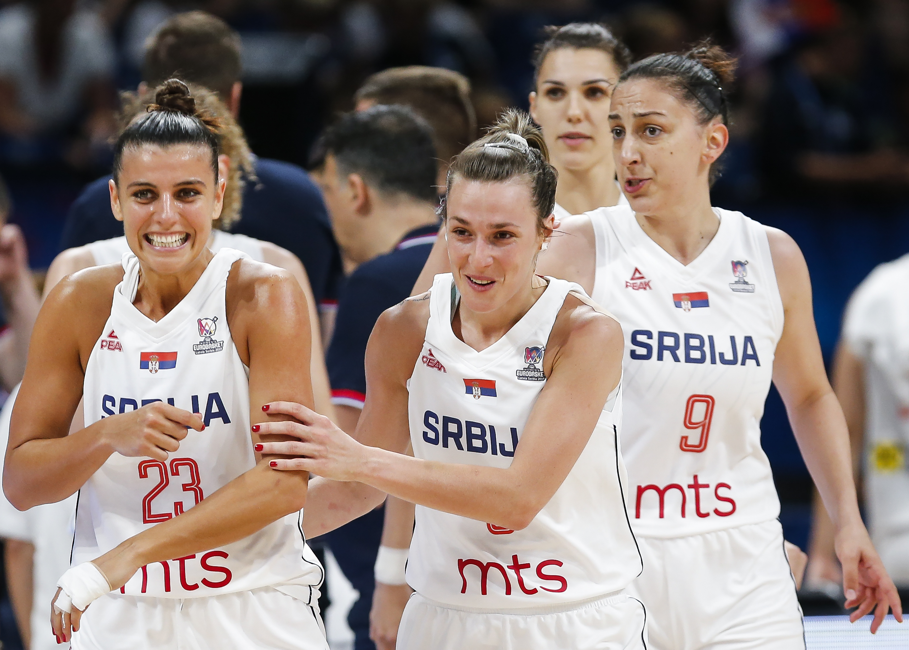 Kosarka FIBA Women's Eurobasket 2019-quarterfinal
Srbija v Svedska
Ana Dabovic (L) Nevena Jovanovic (C) and Jelena Brooks (R) of Serbia
Beograd, 04.06.2019
foto: Srdjan Stevanovic/Starsportphoto ©