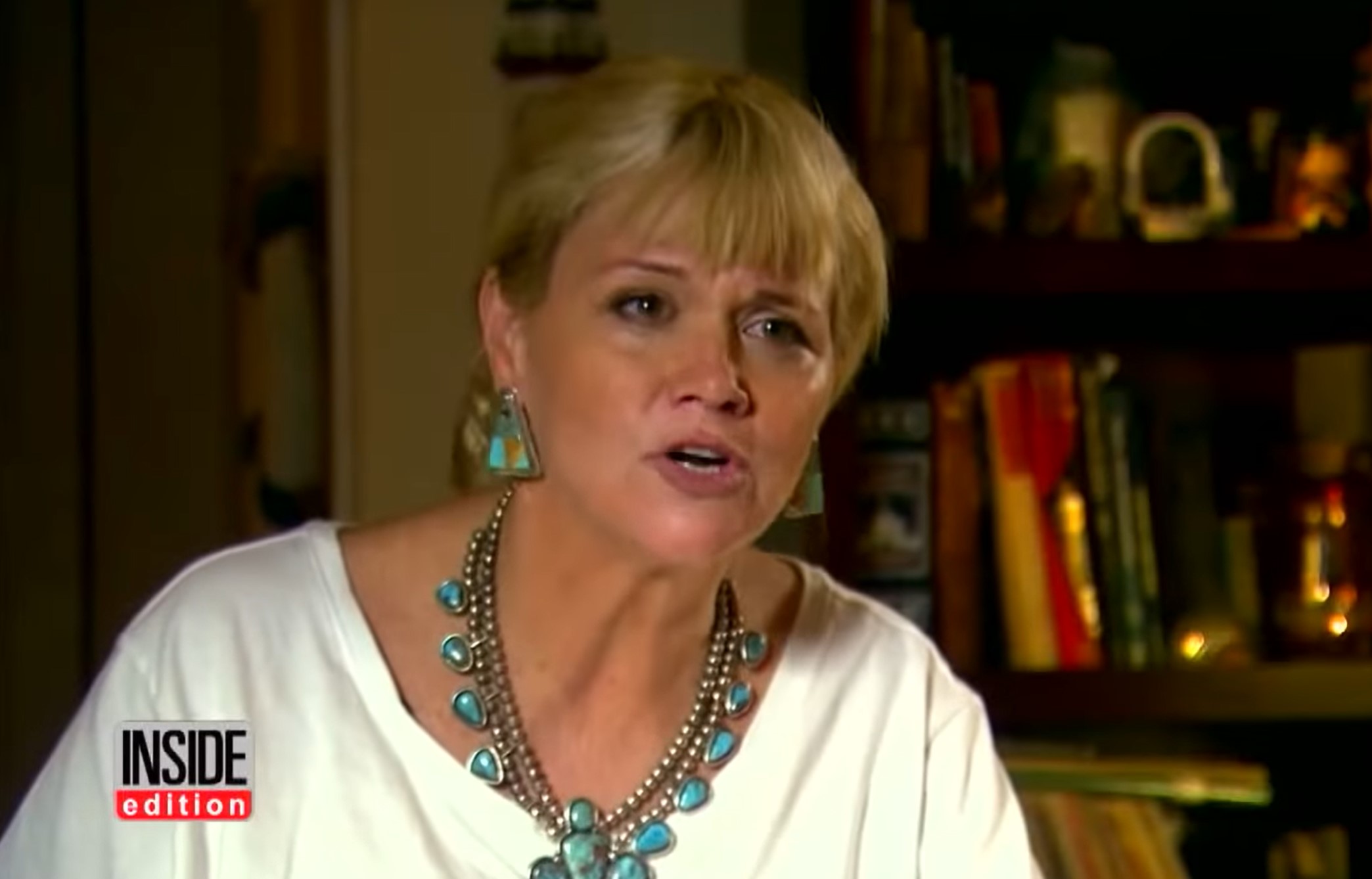 Samanta Grant , polusestra Megan Markl