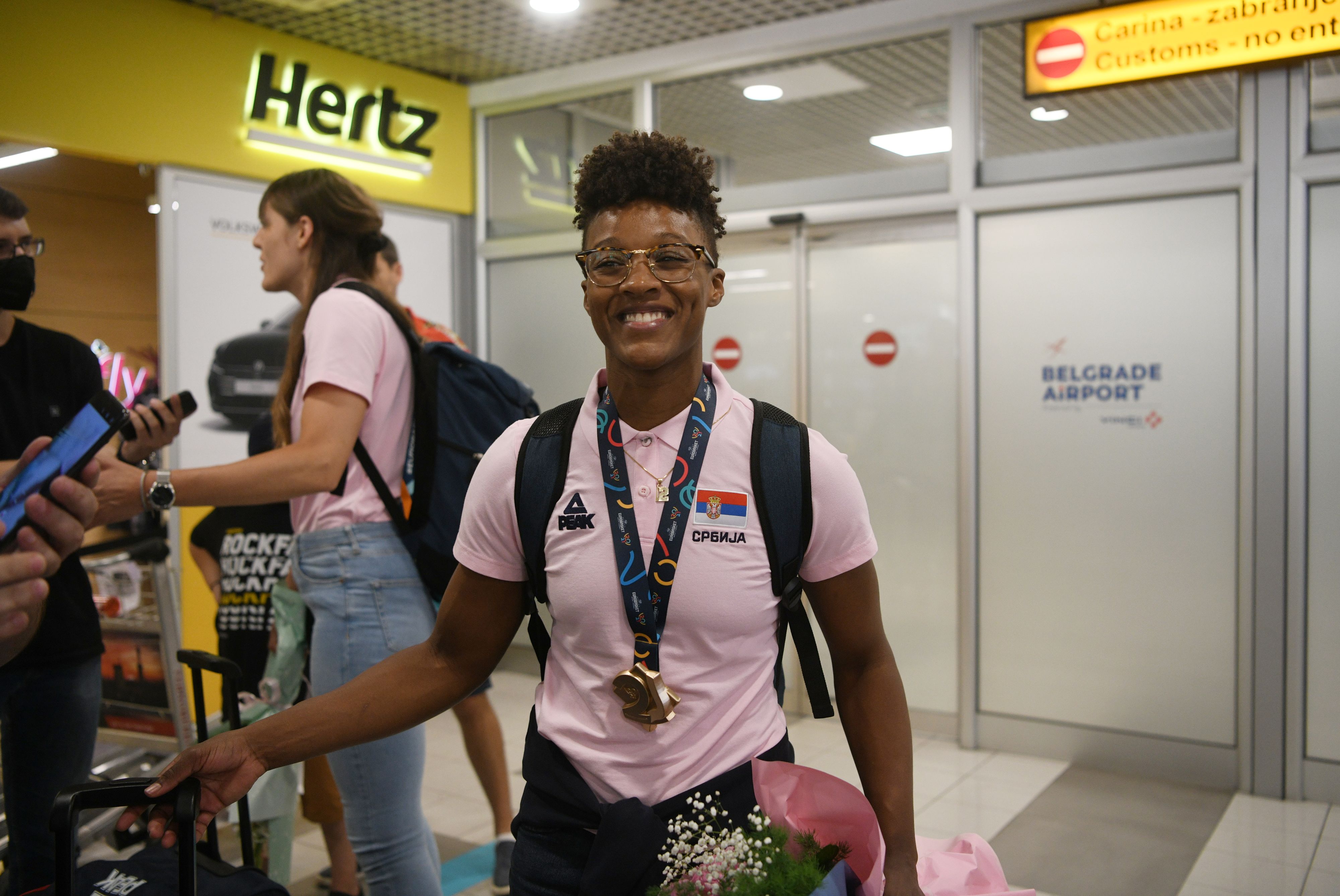 Beograd, 28.06.2021. Aerodrom Nikola Tesla, Doček košarkašica, košarkašice, Nove šampionke Evrope Foto: Filip Krainčanić/Nova.rs