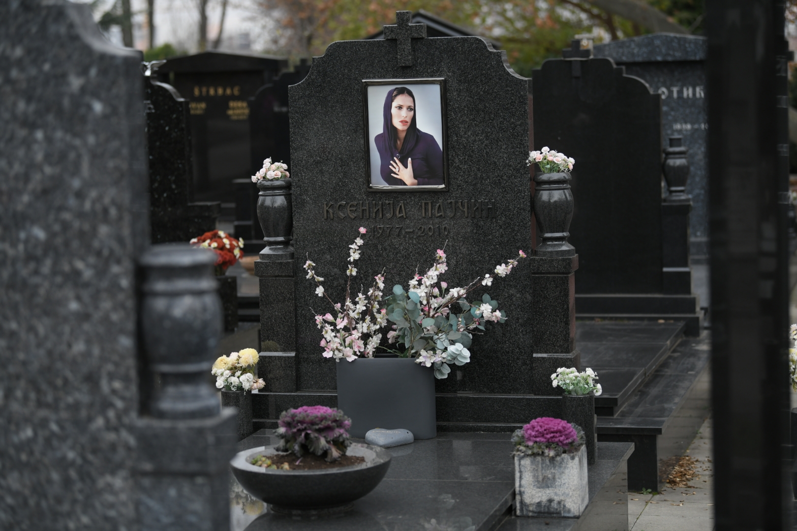 Beograd 03.12.2020. Ksenija Pajčin, pomen, groblje, obeležavanje rodjendana, rođendana, rodjendan, rođendan Foto: Dragan Mujan/Nova.rs